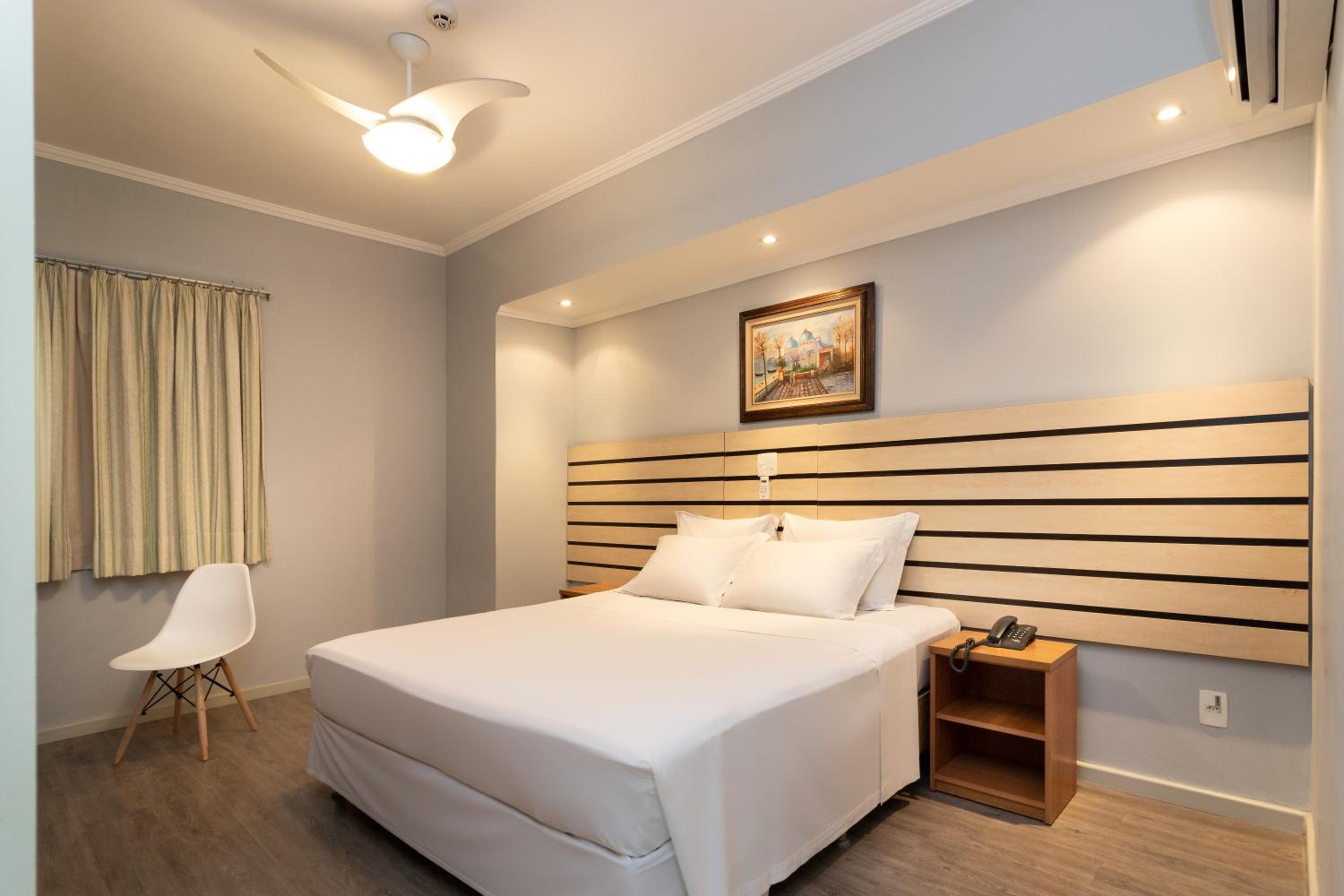 Double or Twin Room photo 3