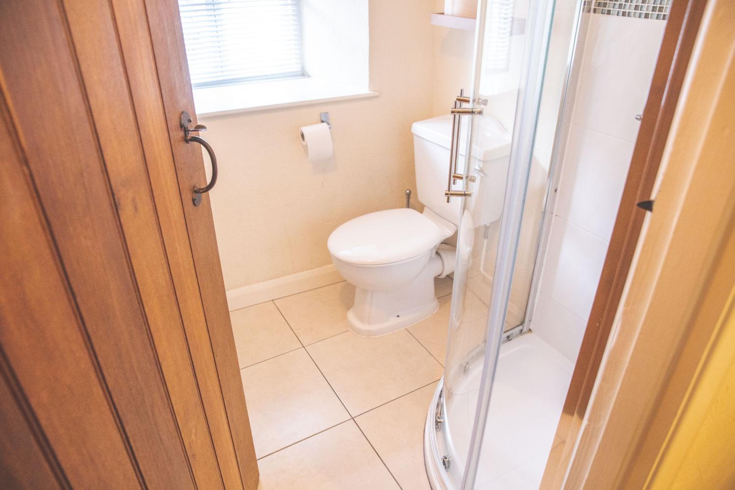Two-Bedroom Cottage - Photo 20