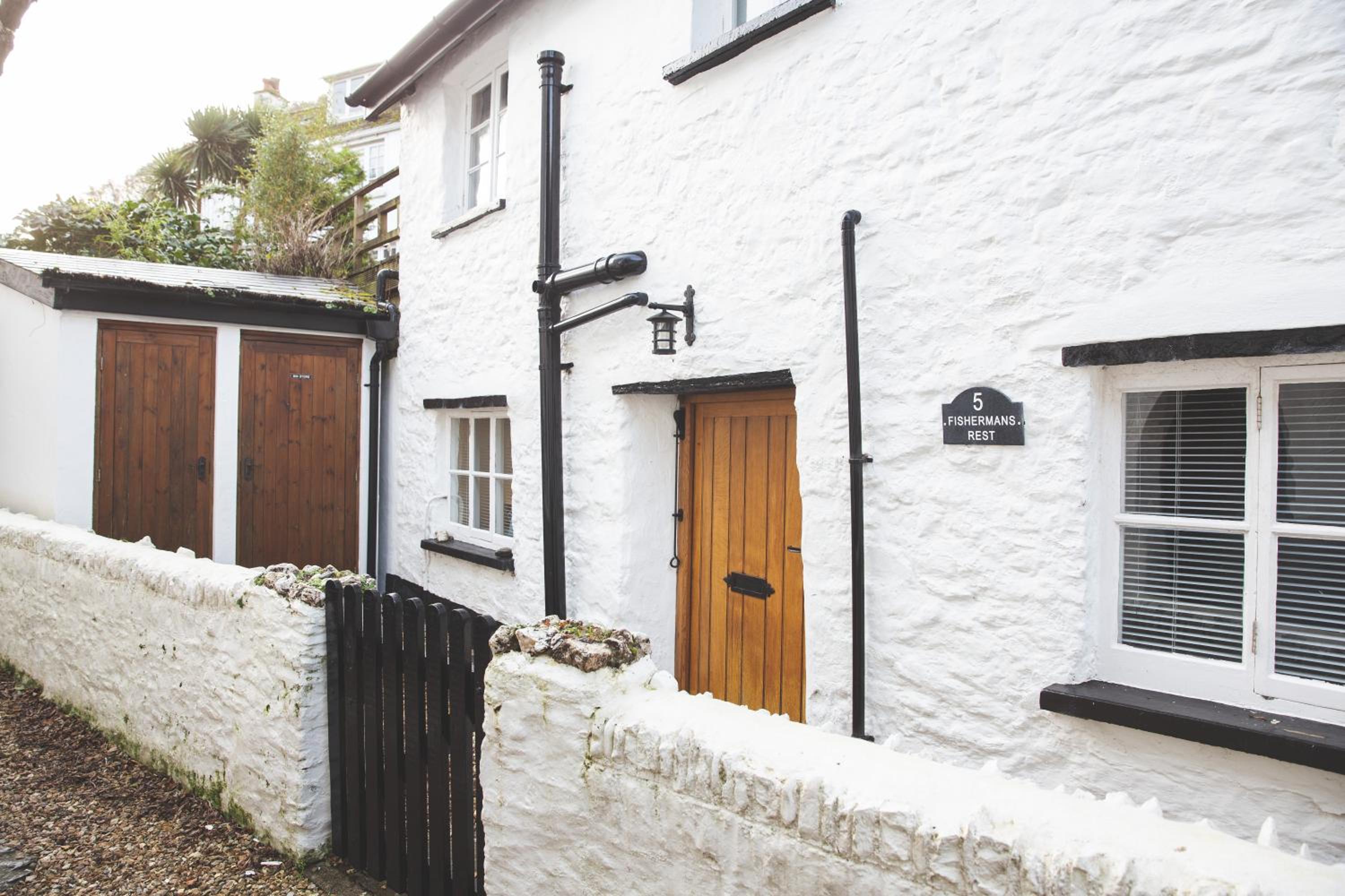 Two-Bedroom Cottage - Photo 23
