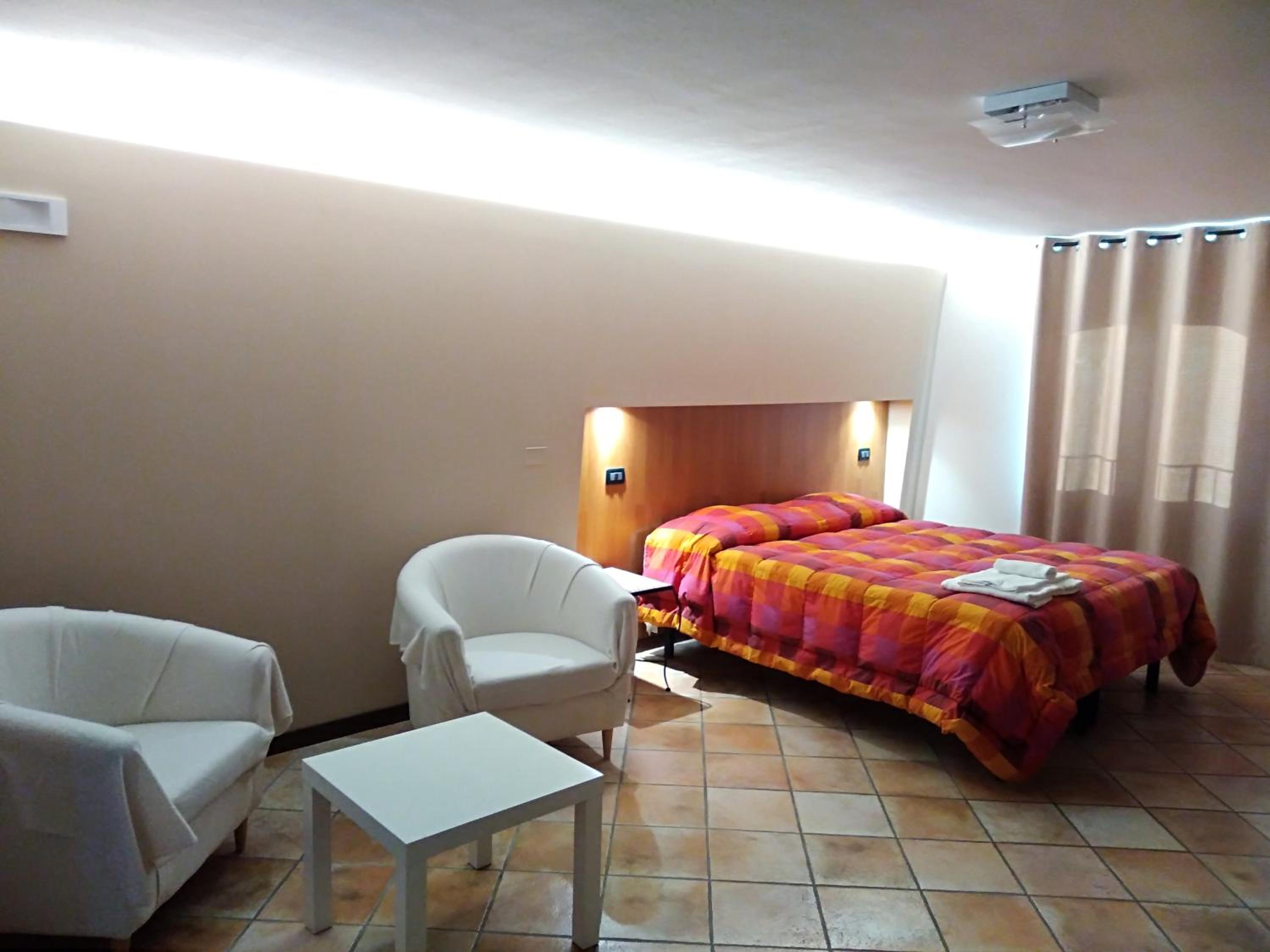 Double or Twin Room photo 1