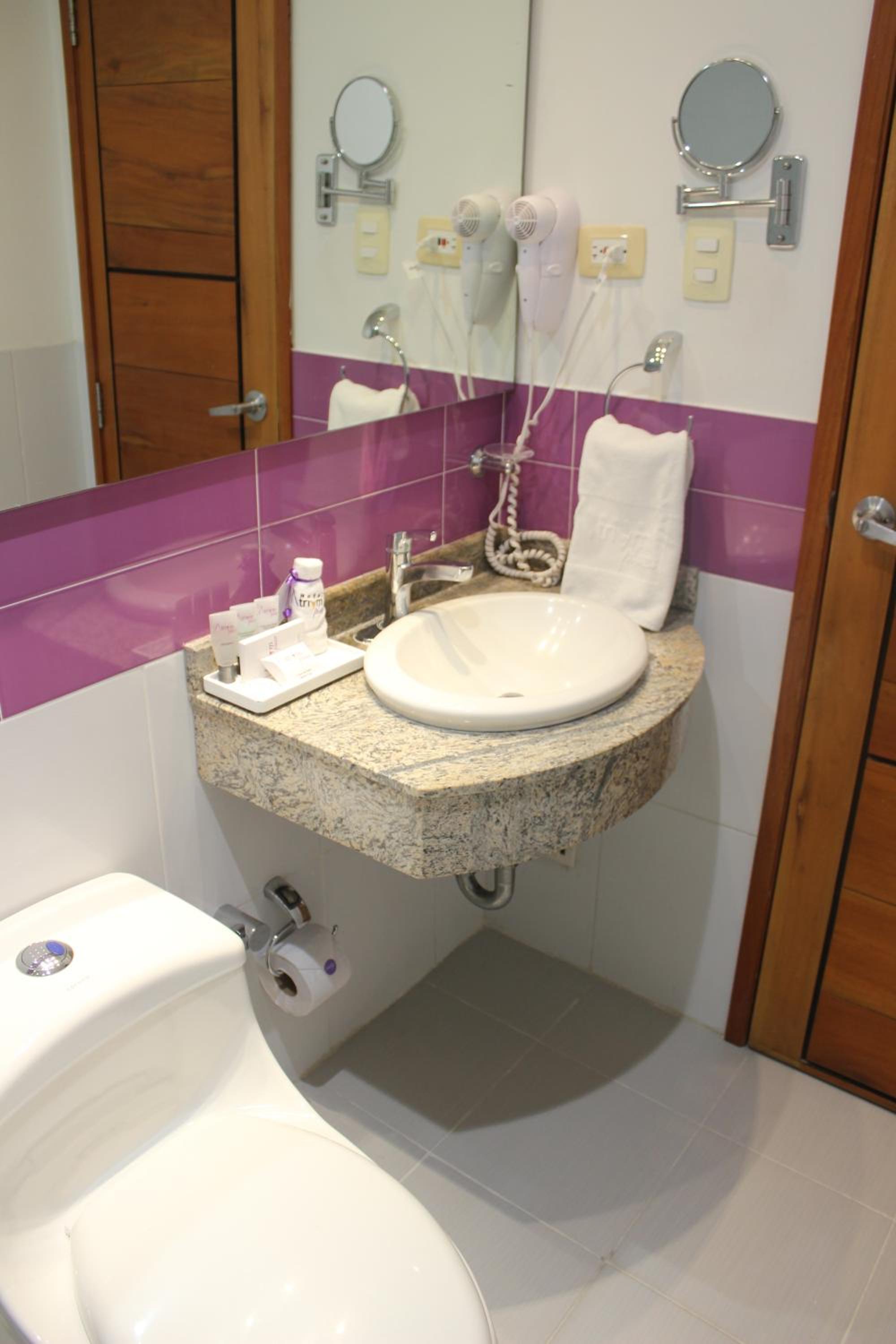 Standard Double Bed Room - Photo 11