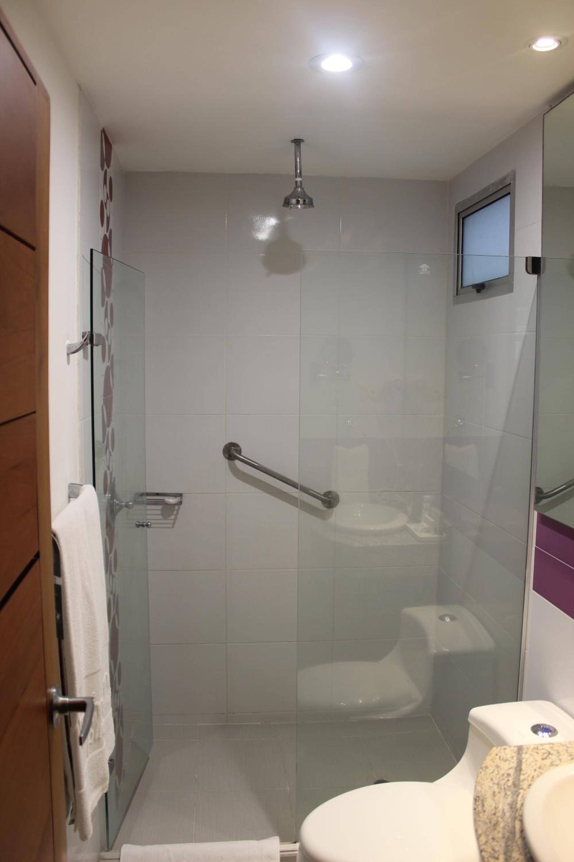 Standard Double Bed Room - Photo 10