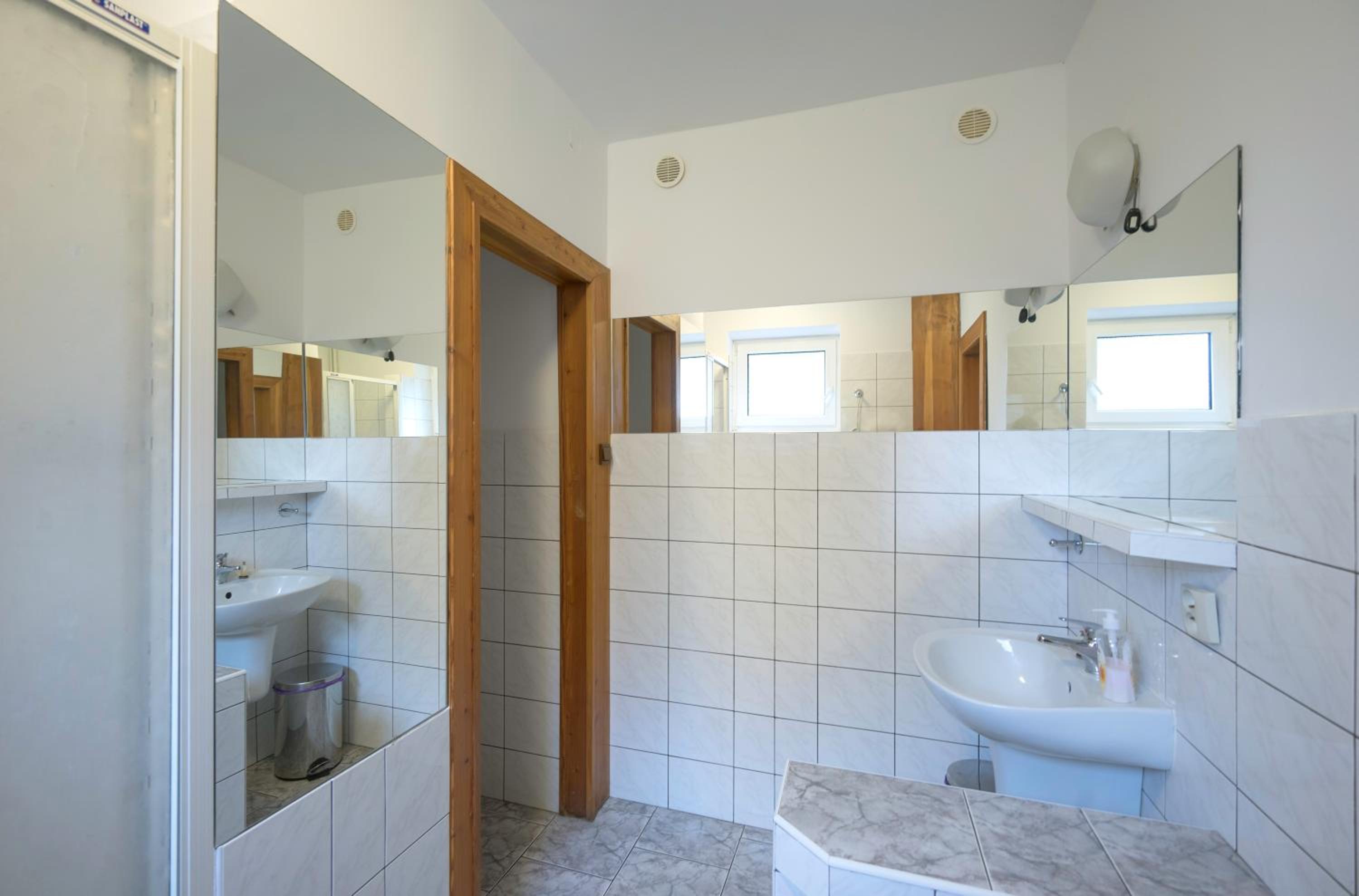Double or Twin Room photo 3