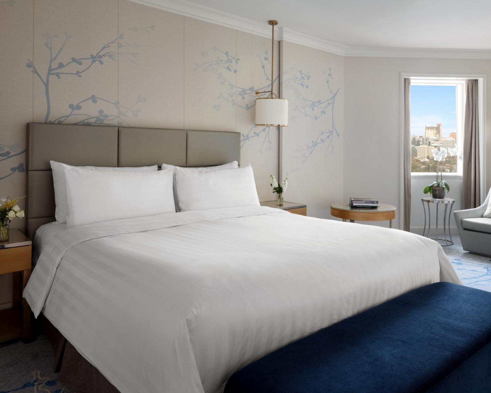 Horizon Tower Suite with Club Lounge Access