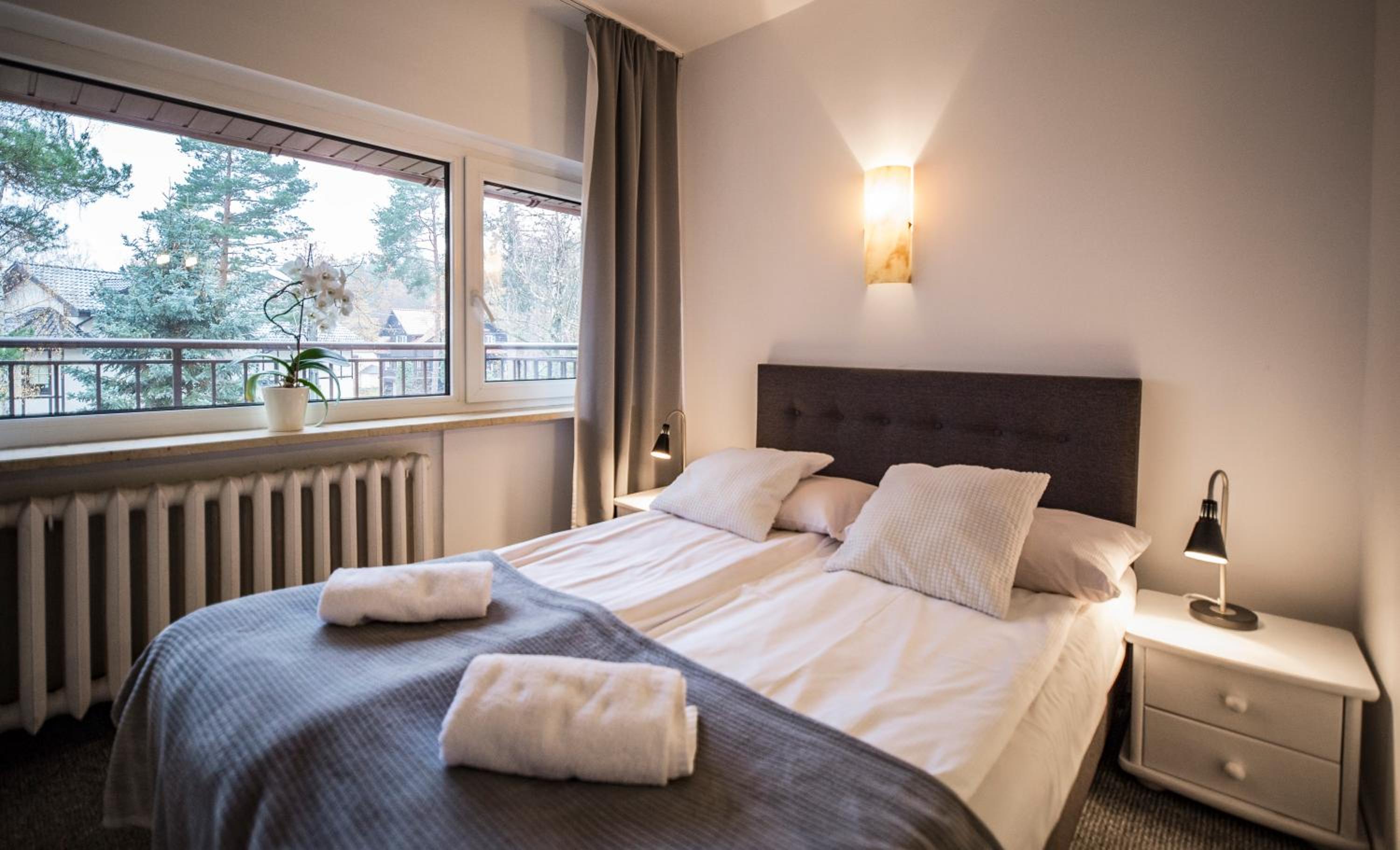 One-Bedroom Apartment with Balcony photo 3