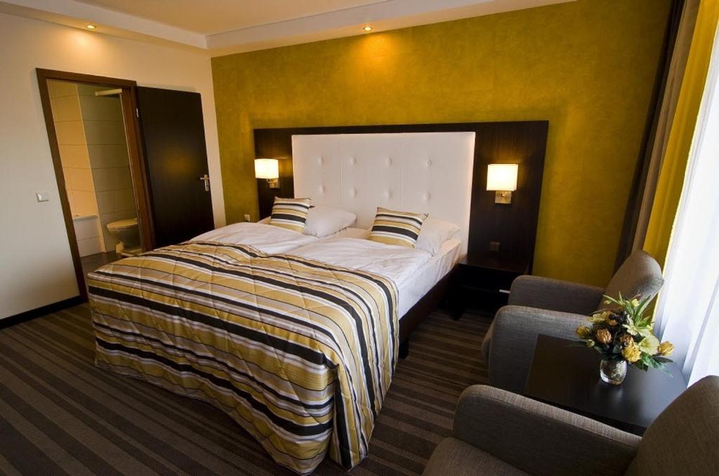 Standard Double Room - Photo 2