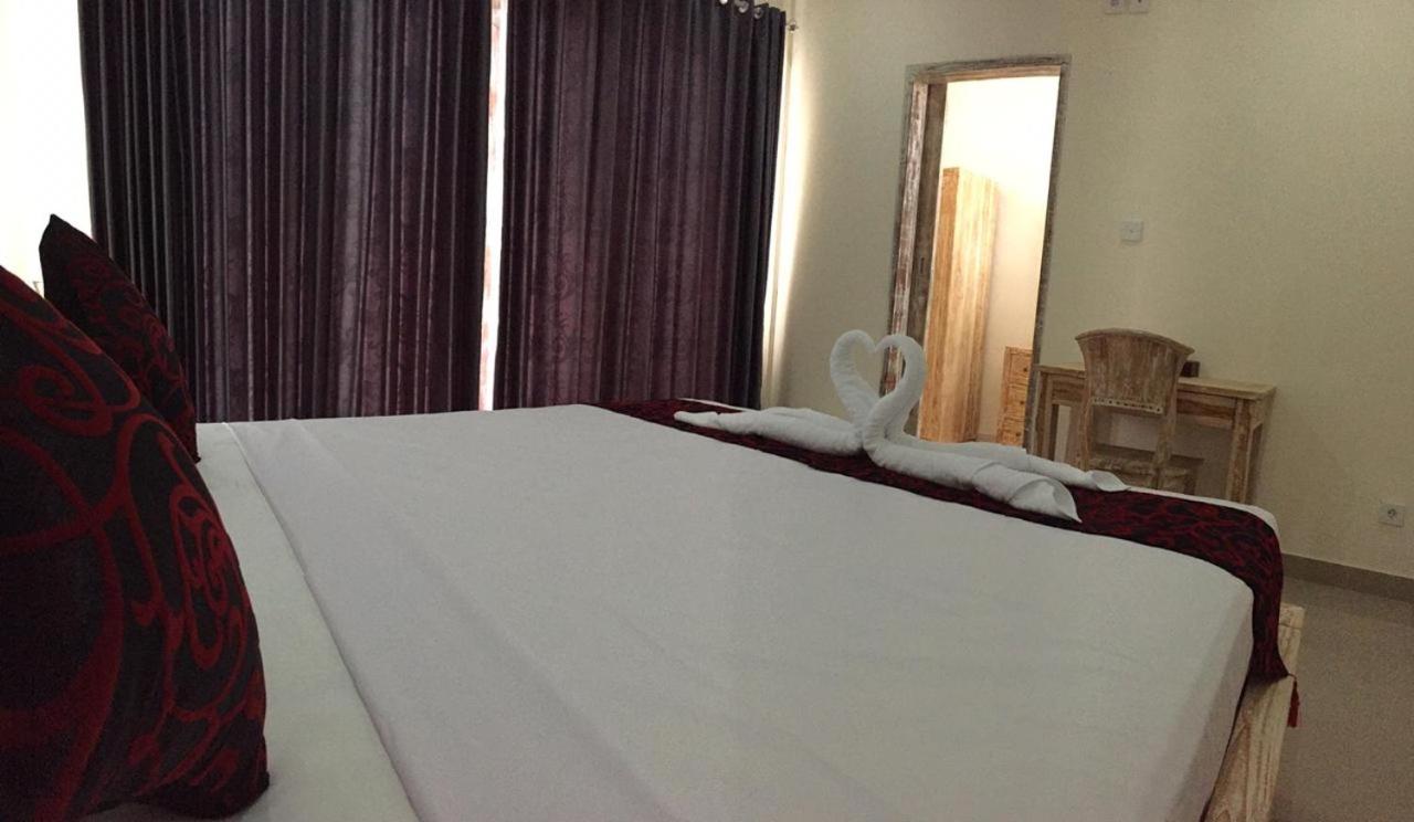 Double Room - Photo 8