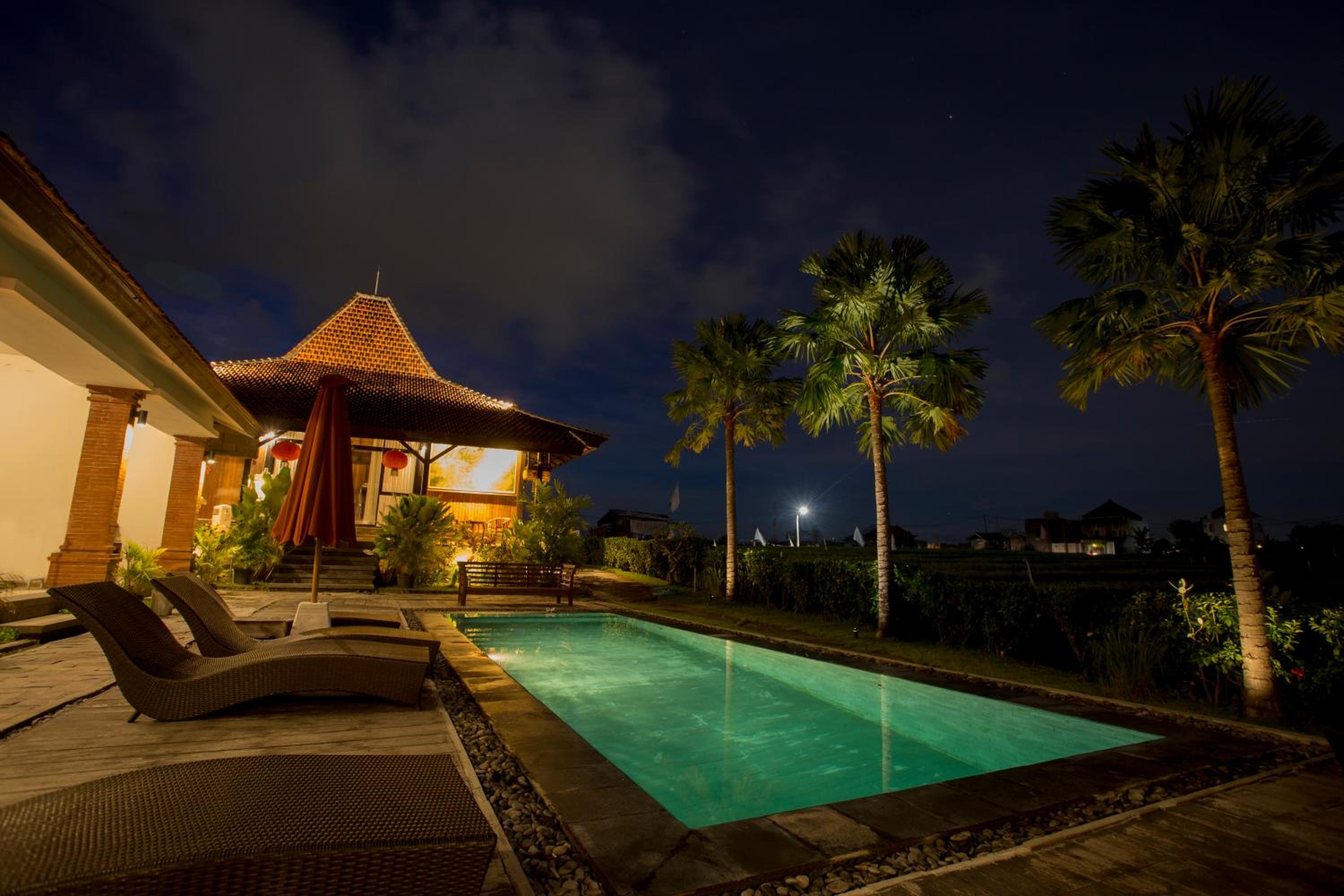 Double or Twin Room with View - Photo 3