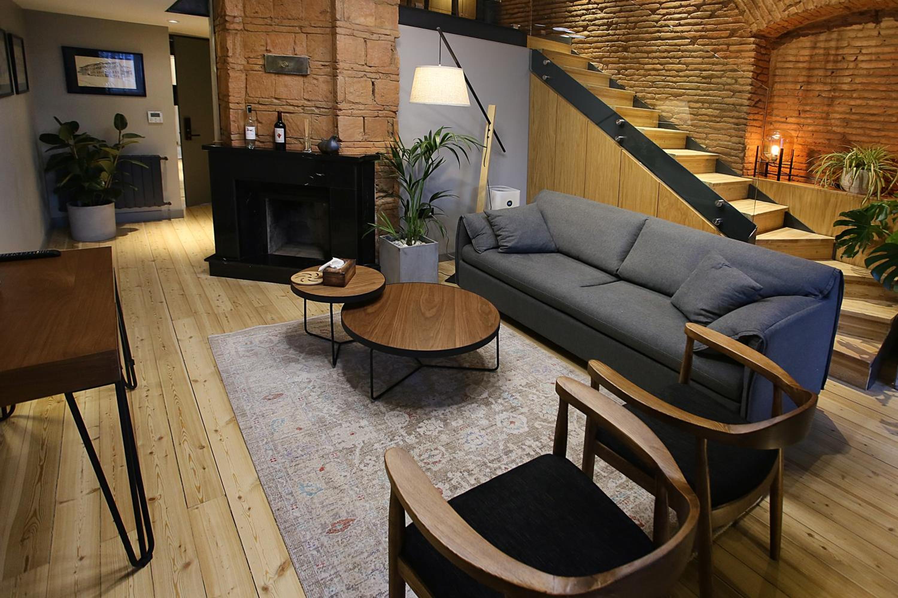Superior Suite - Photo 4