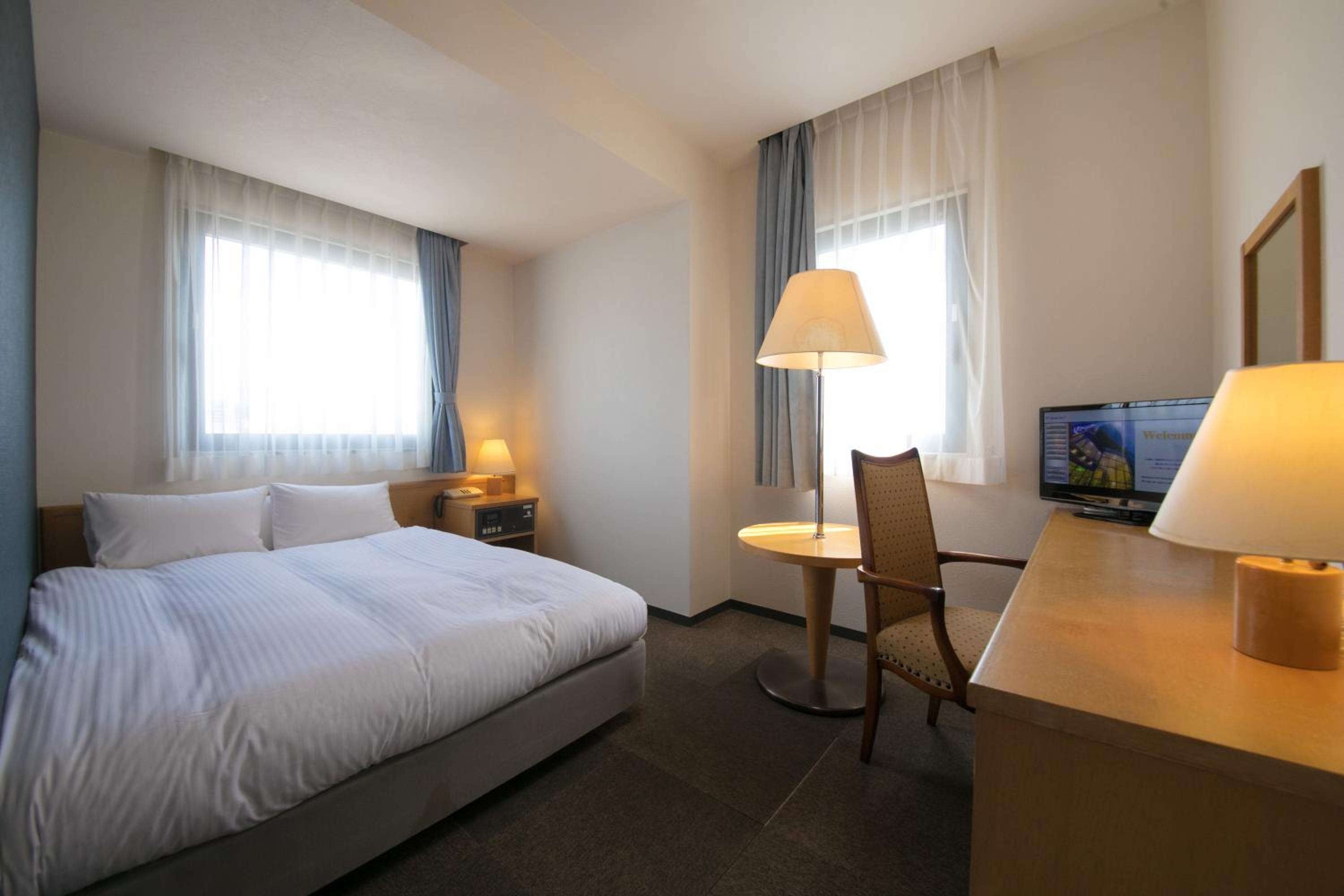 Double Room - Smoking - Photo 3