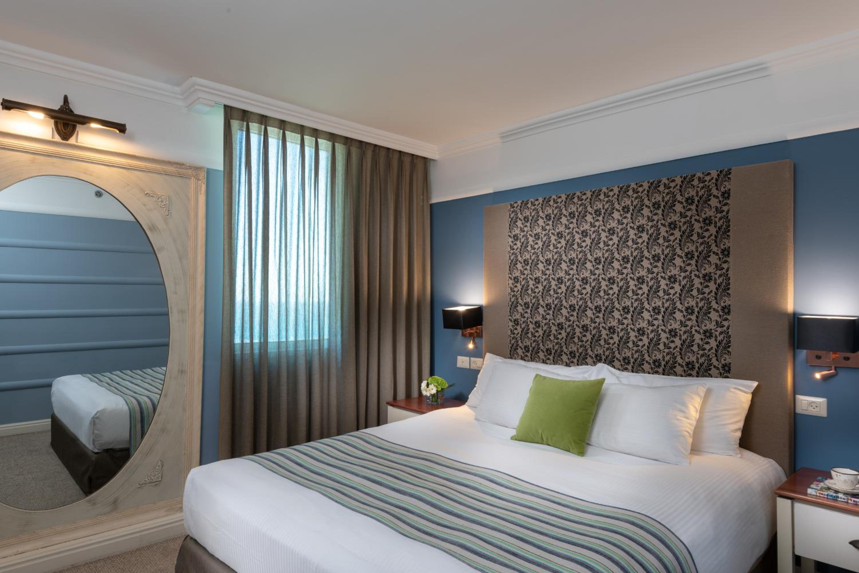 Executive Suite with Sea View