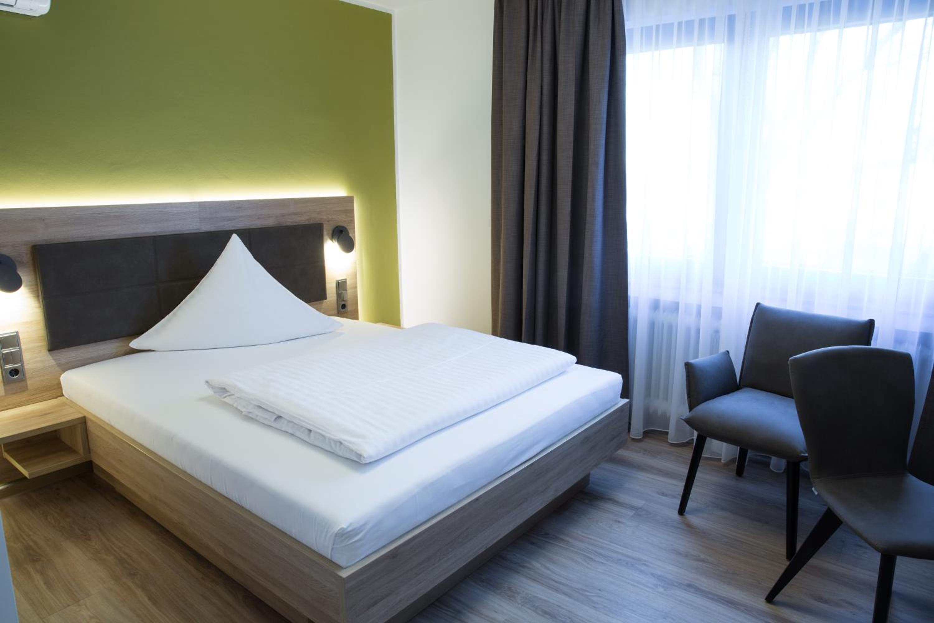 Double Room - Photo 1