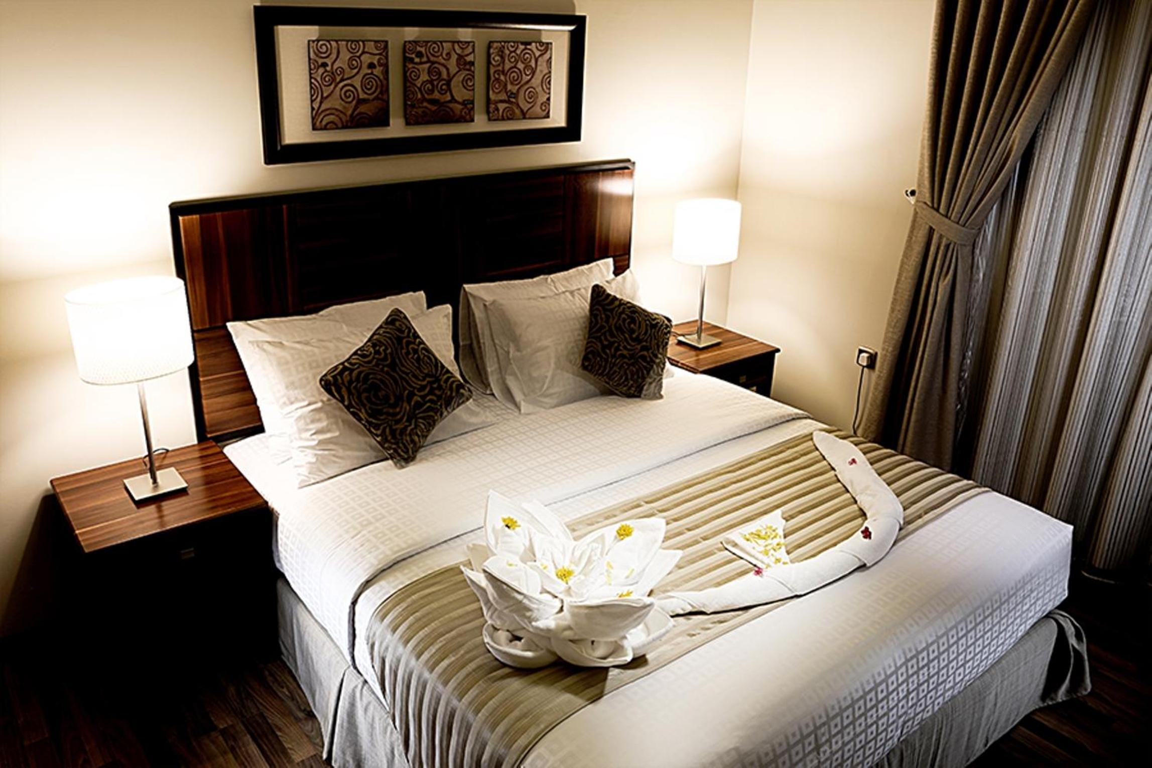 Deluxe One-Bedroom Suite photo 1
