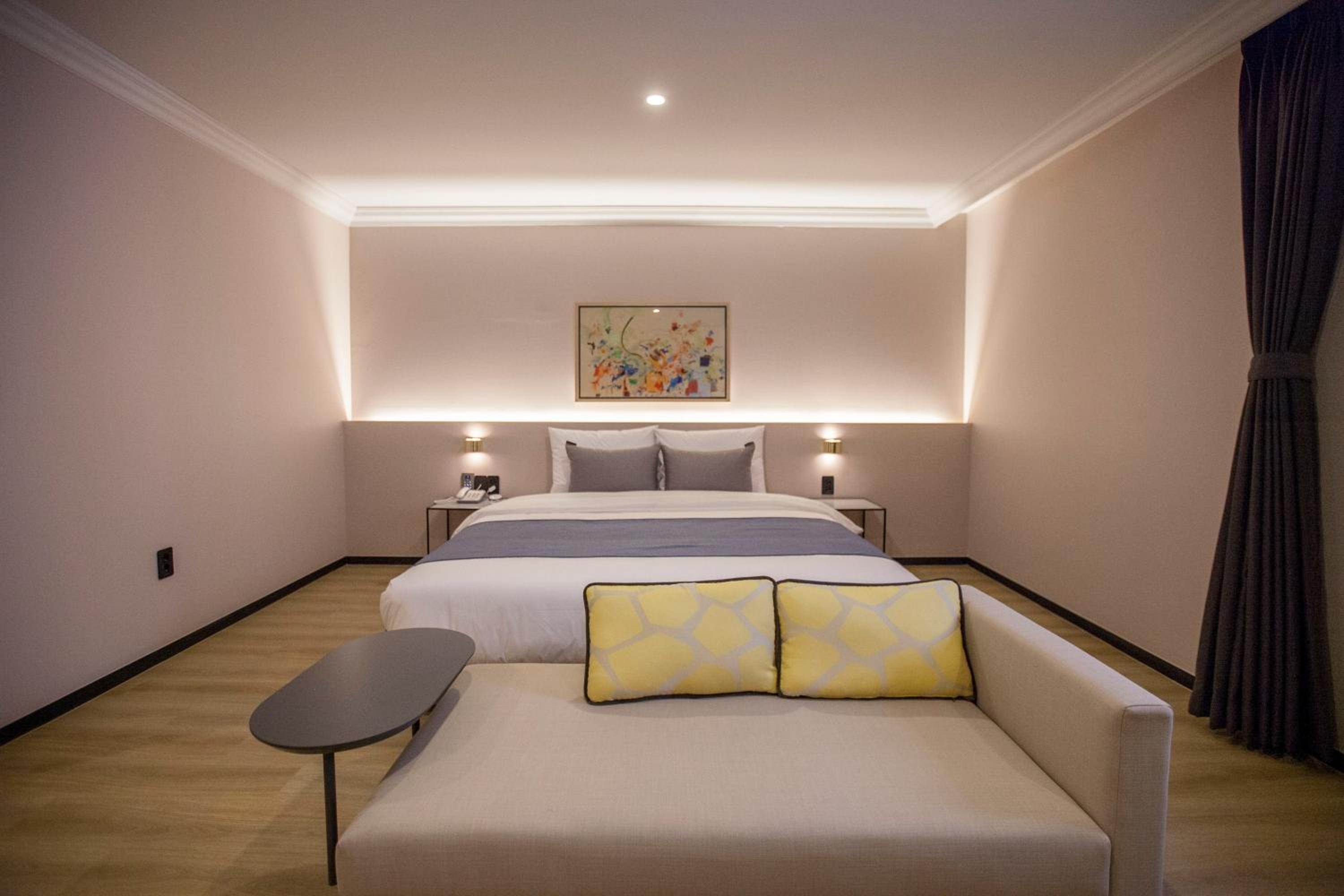 Standard Double Room - Photo 5