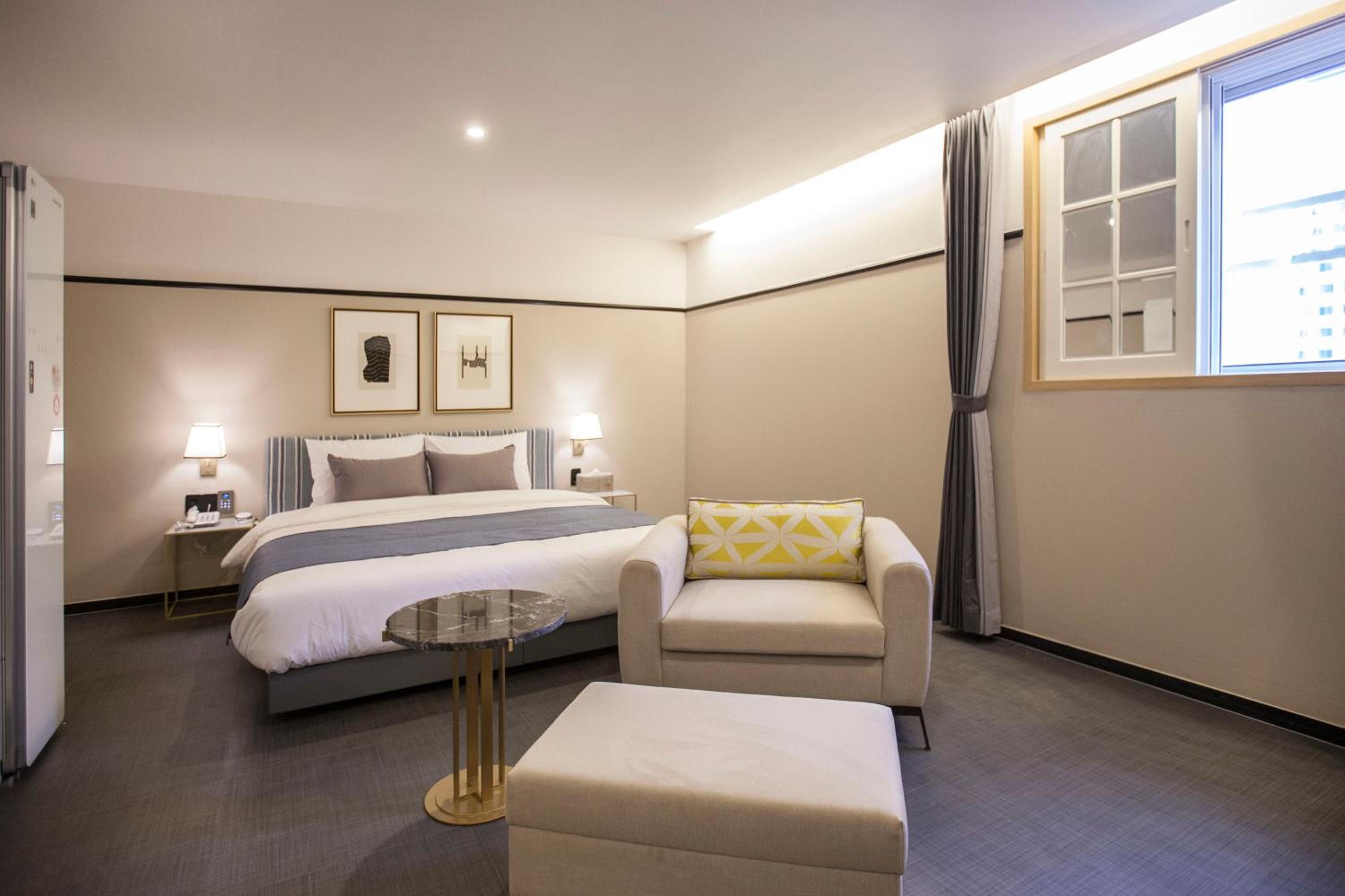 Deluxe Double Room - Photo 2