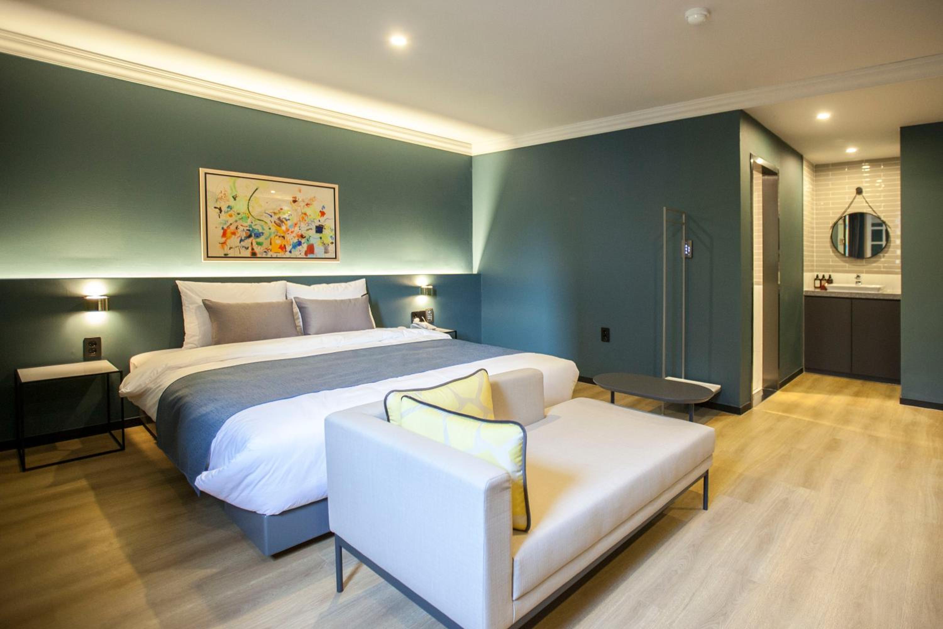 Standard Double Room - Photo 1
