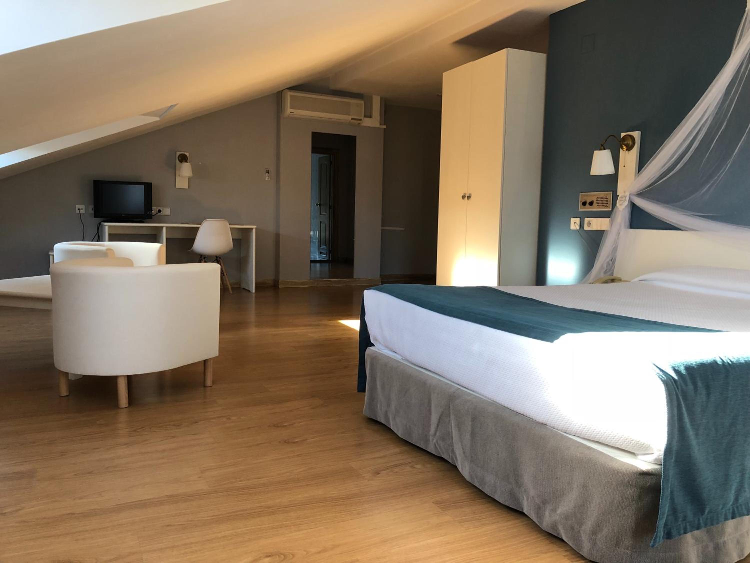 Superior Double Room photo 2