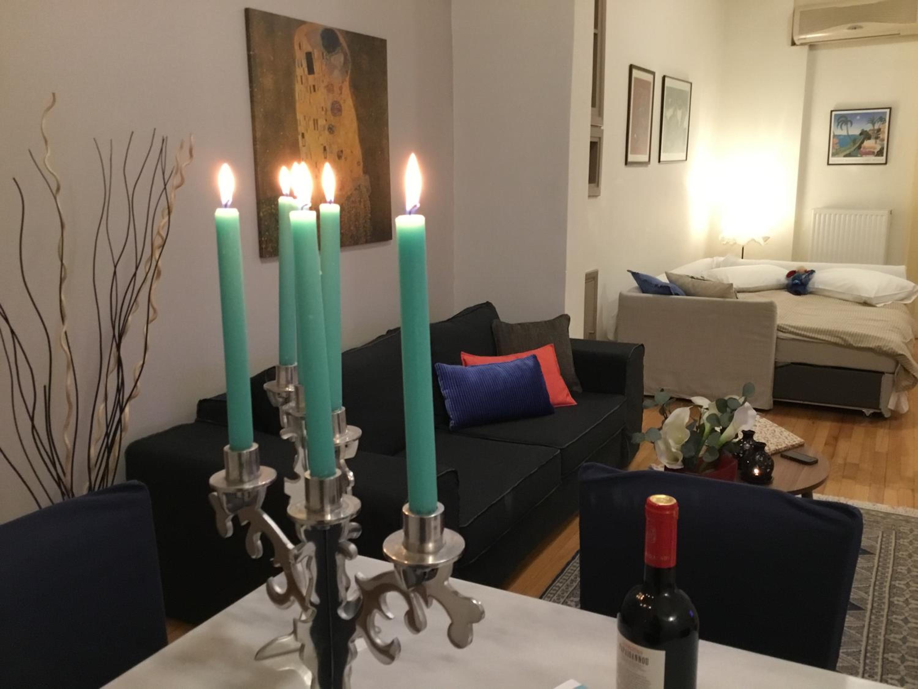 One-Bedroom Apartment