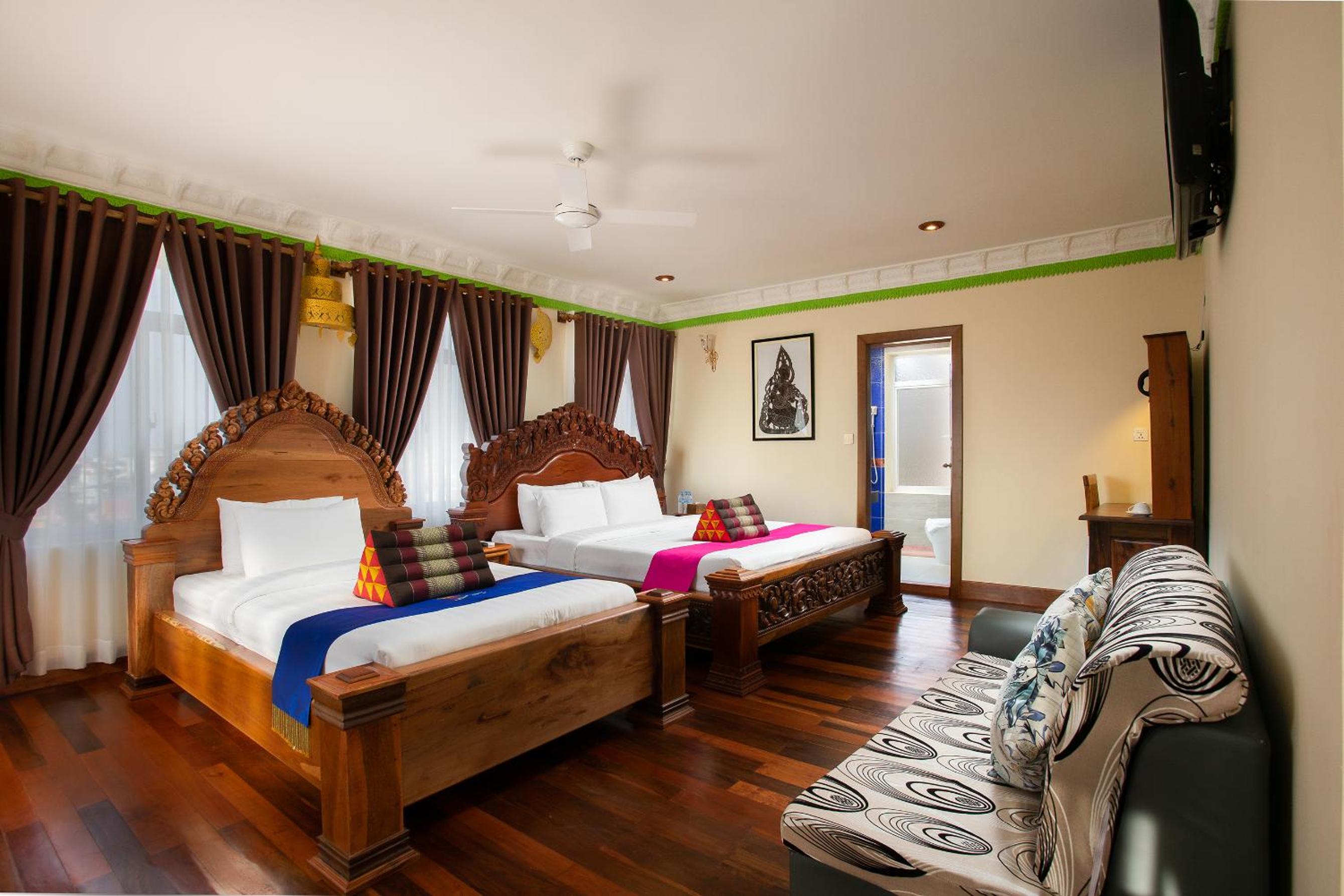 Deluxe Twin Room photo 3
