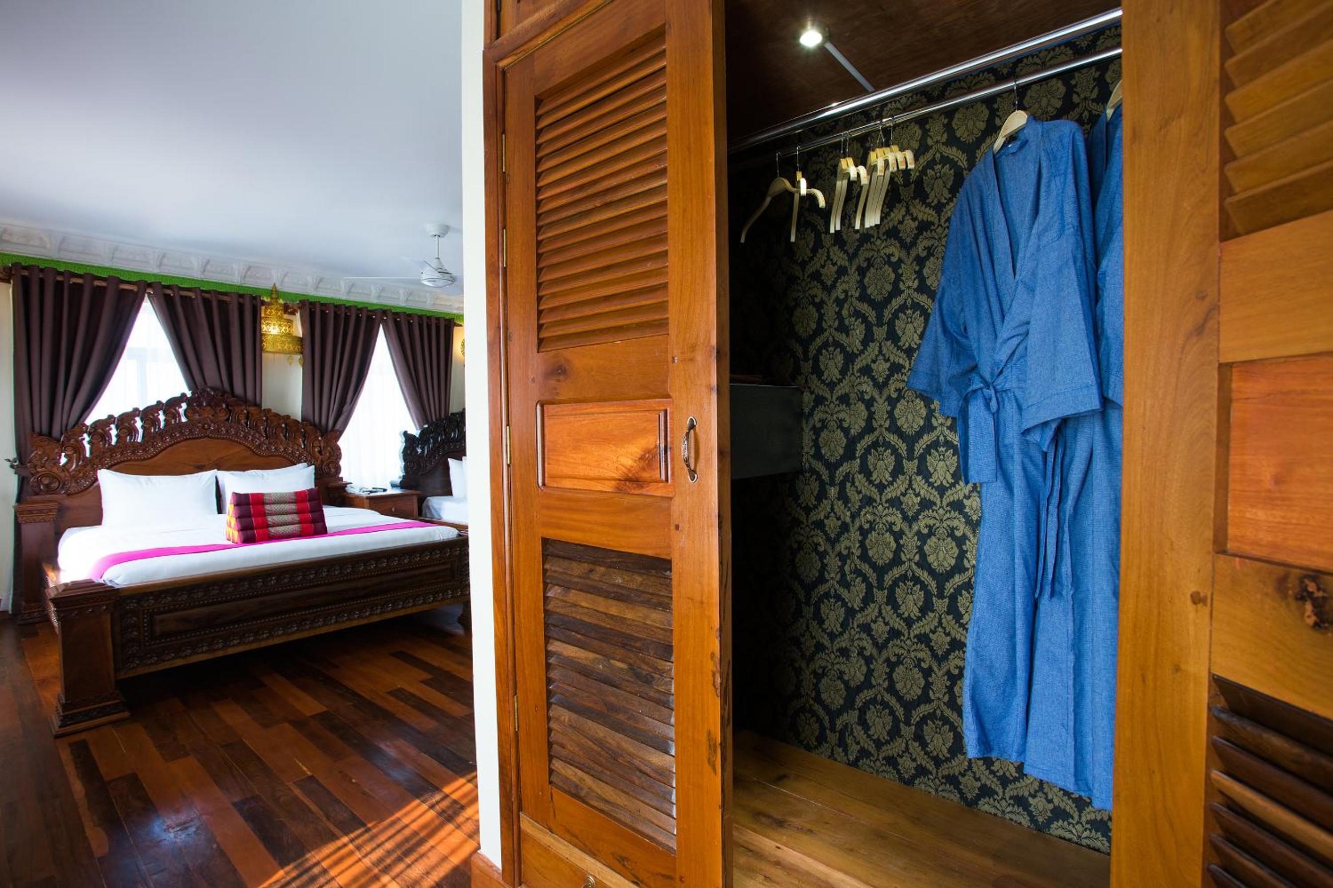 Deluxe Triple Room photo 3