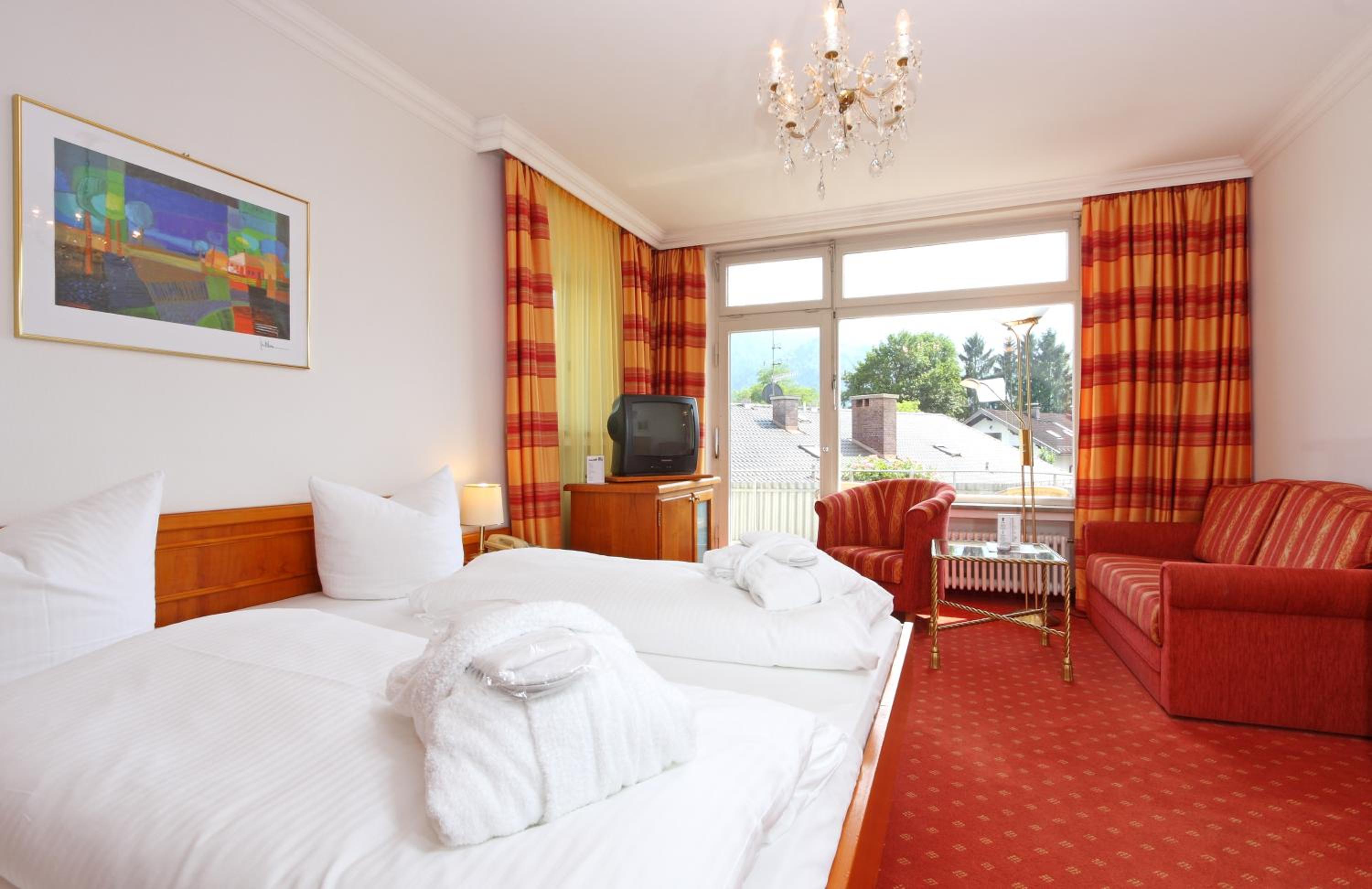 Superior Double Room with Mountain View - Photo 2
