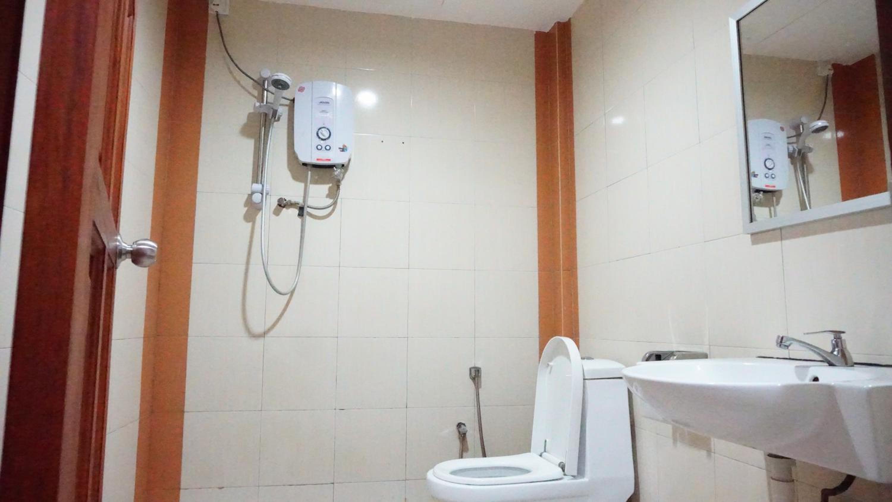 Standard Quadruple Room - Photo 4