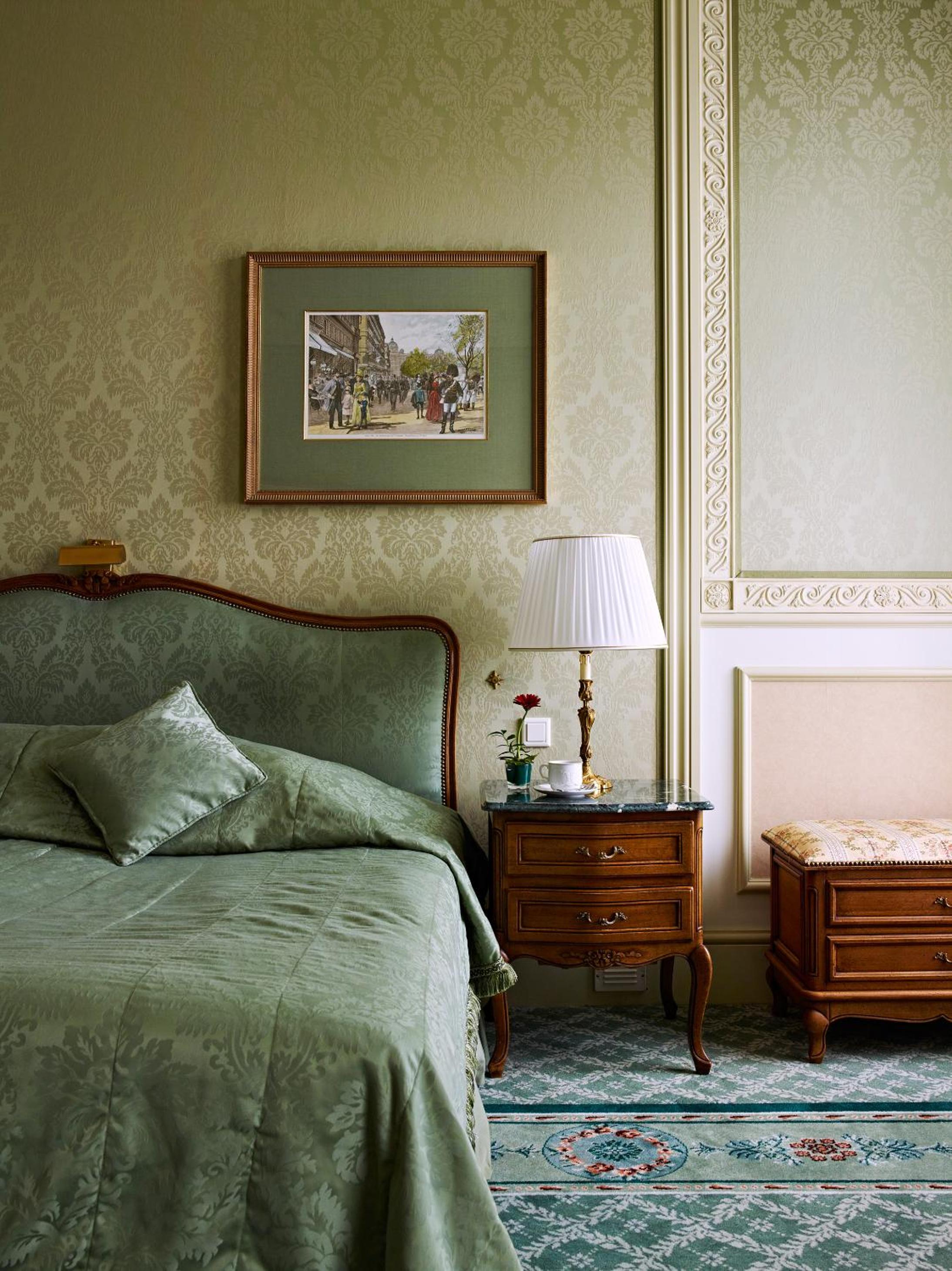 Grand Twin Room with Ring Boulevard View