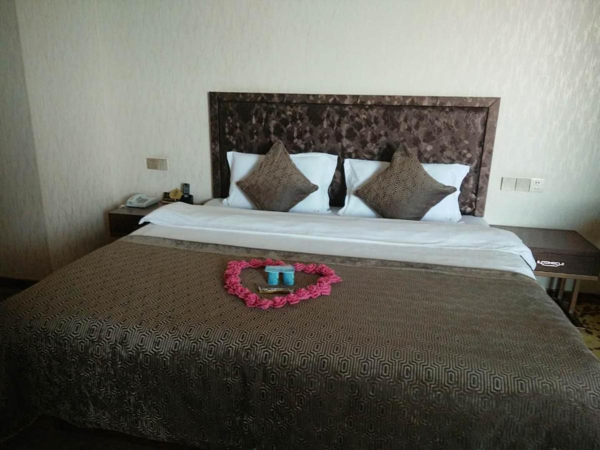 Double Room - Mainland Chinese Citizens only photo 2