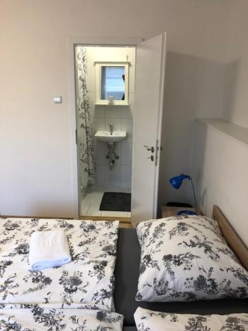 Triple Room with Bathroom photo 3