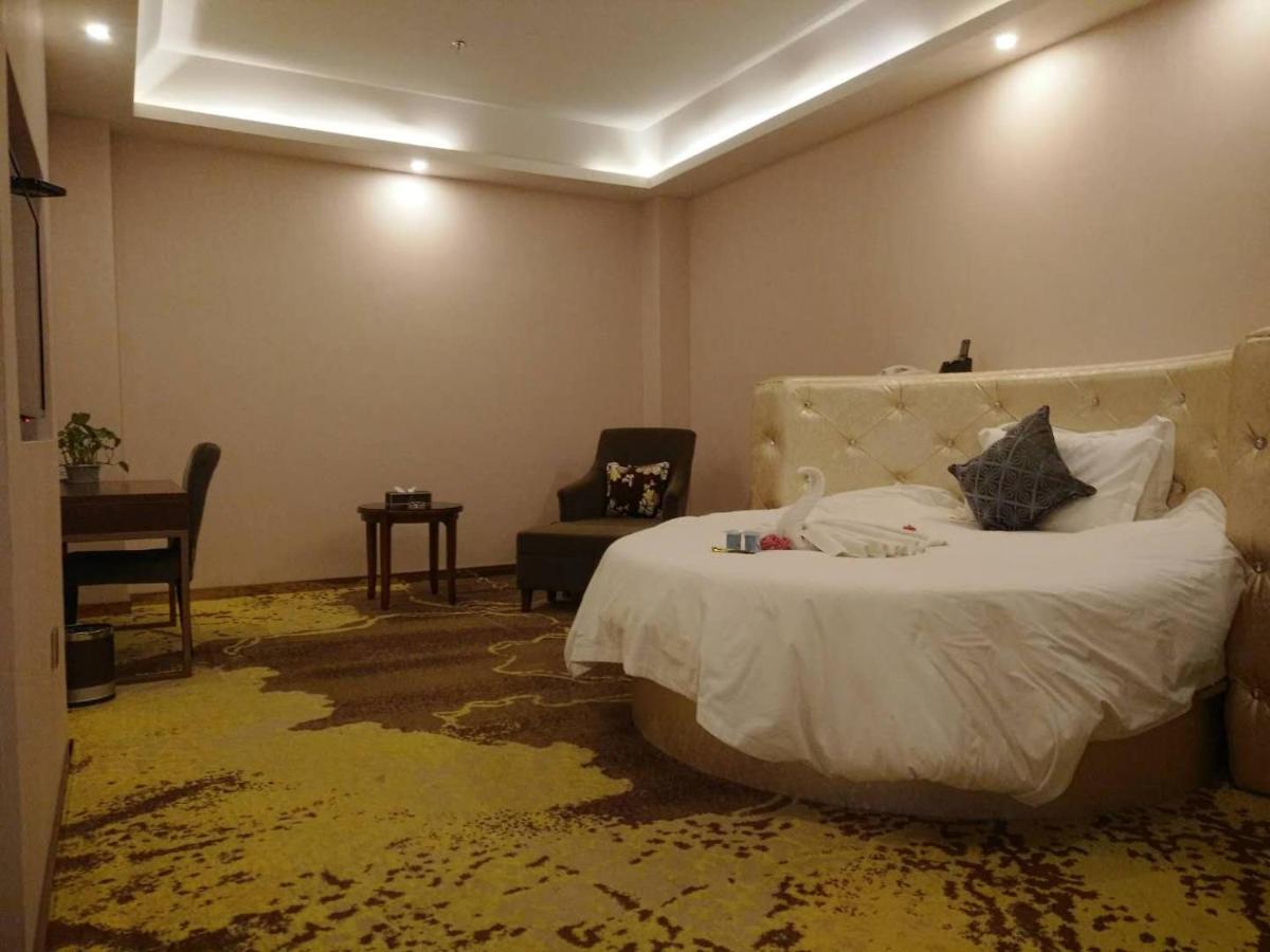 Special Offer - Twin Room (No Window)-Mainland Chinese Citizens Only photo 3