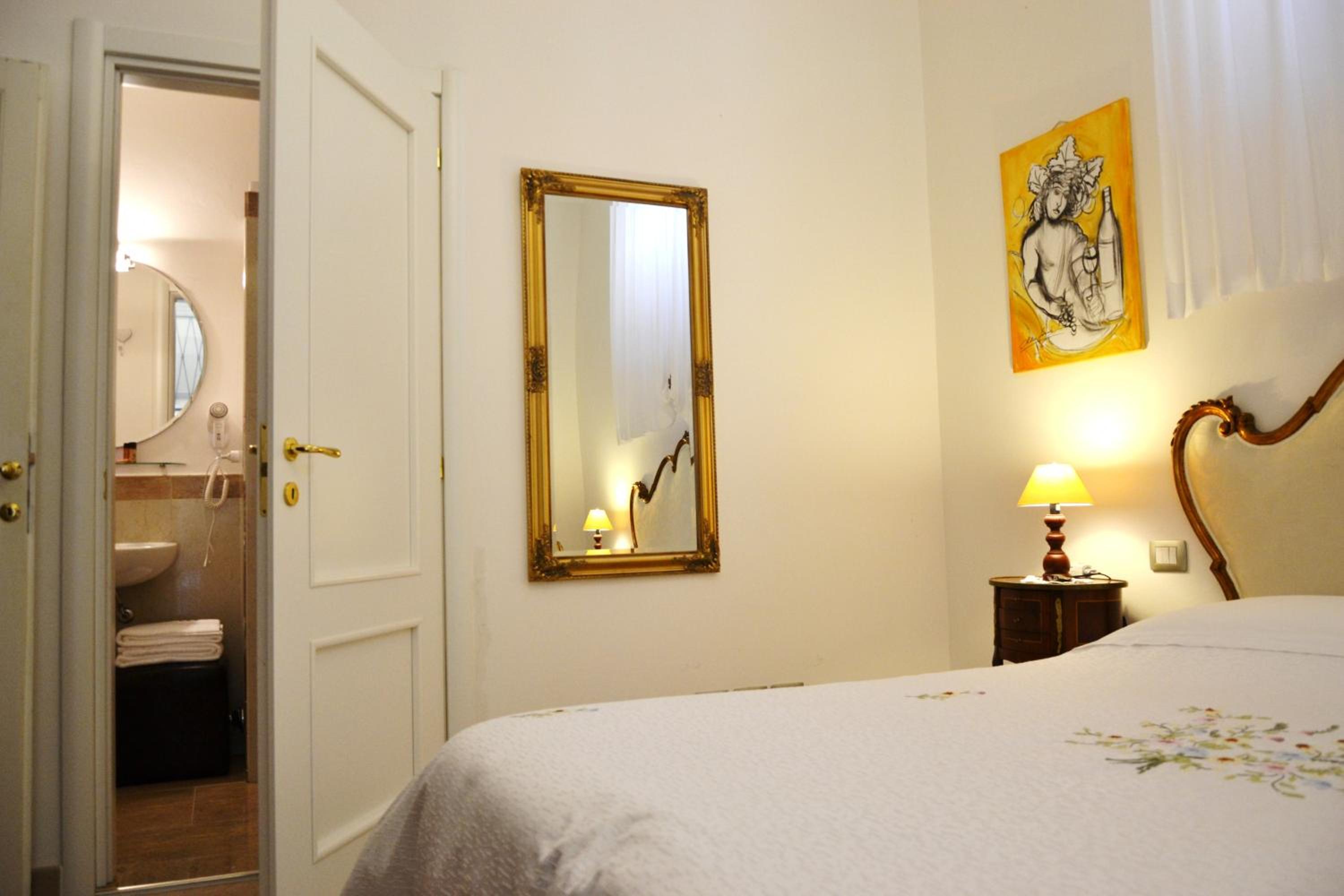 Standard Double or Twin Room photo 2