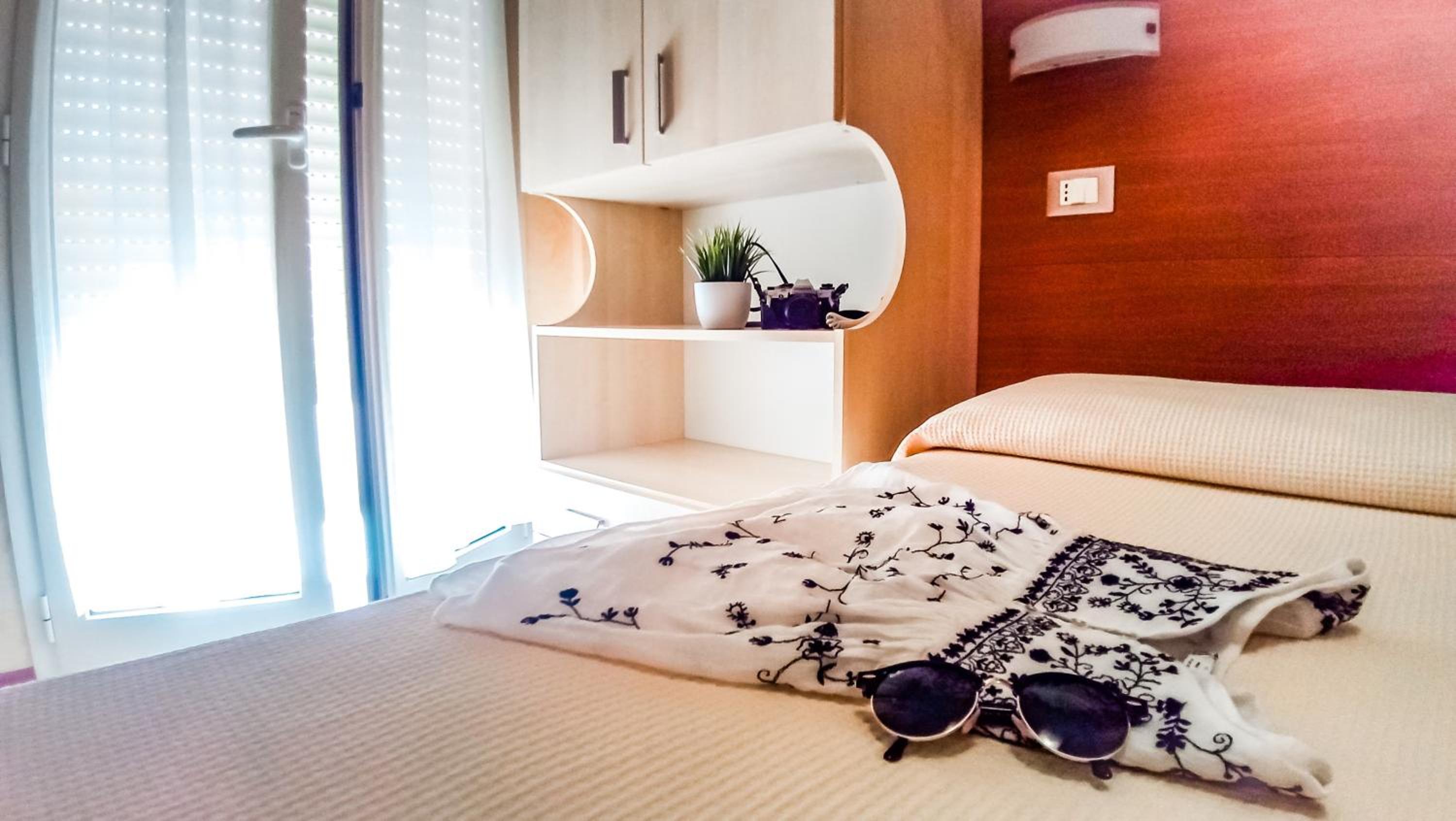 Quadruple Room - Photo 16