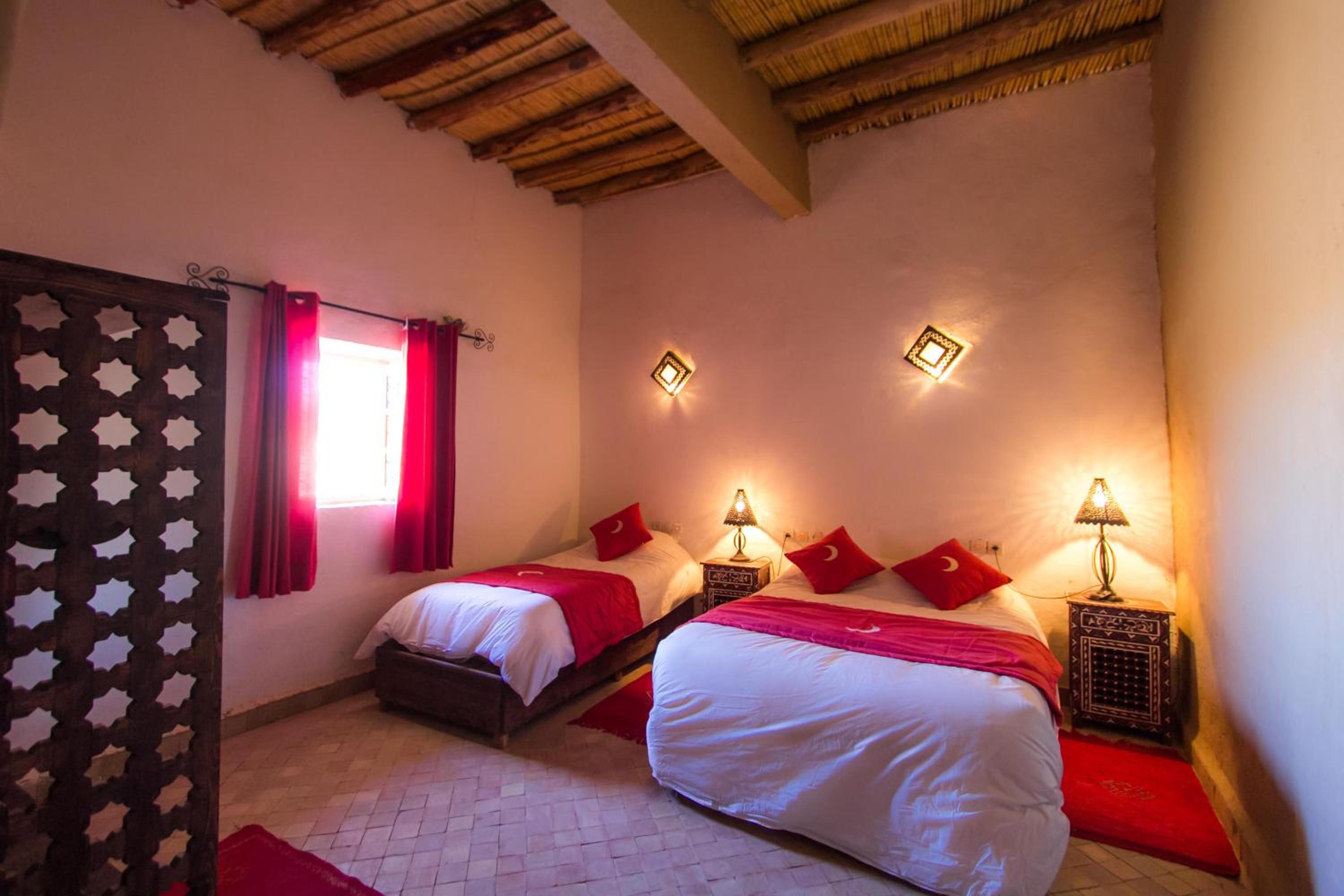 Double or Twin Room - Photo 8