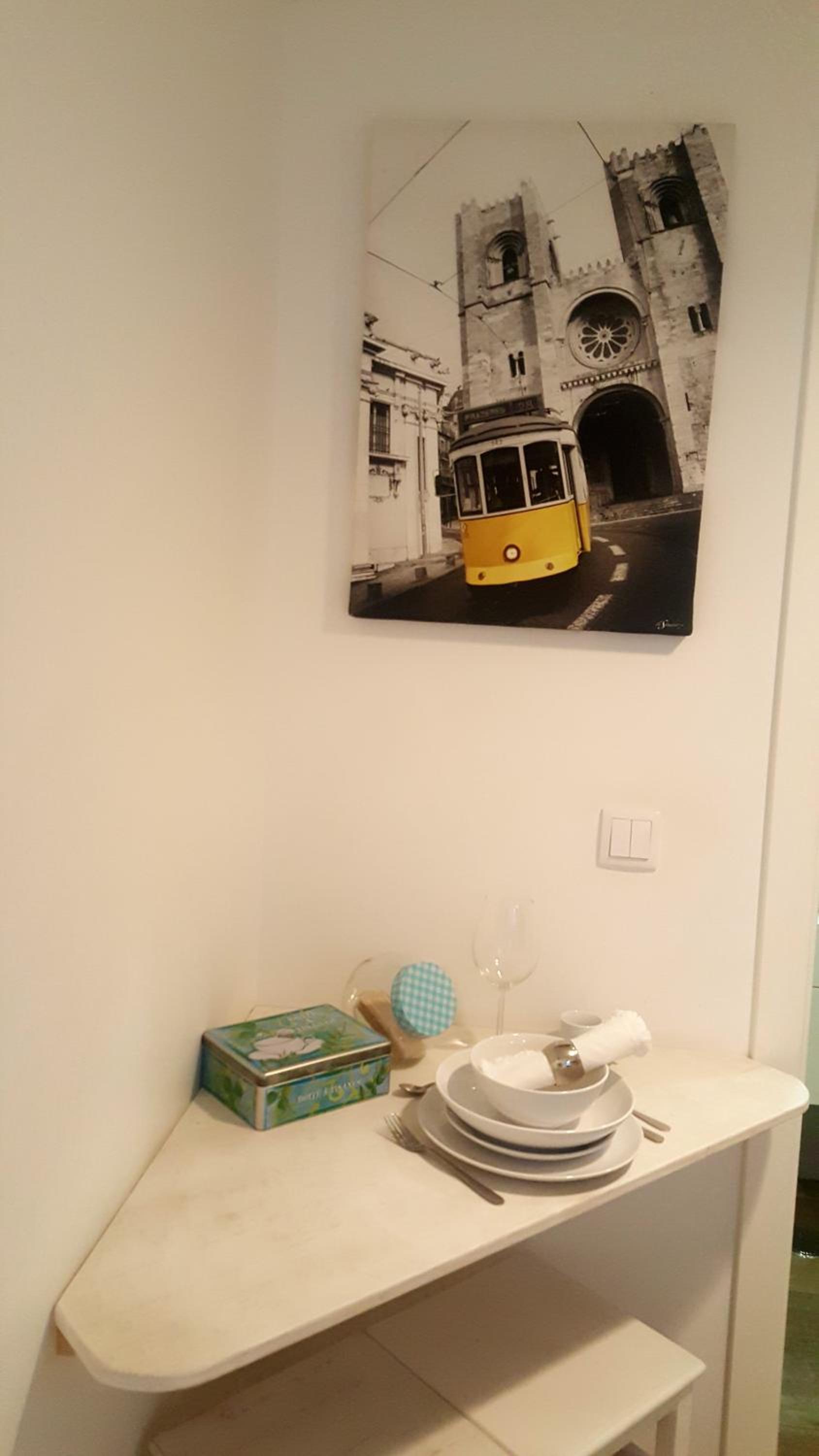 Studio Apartment - Photo 27