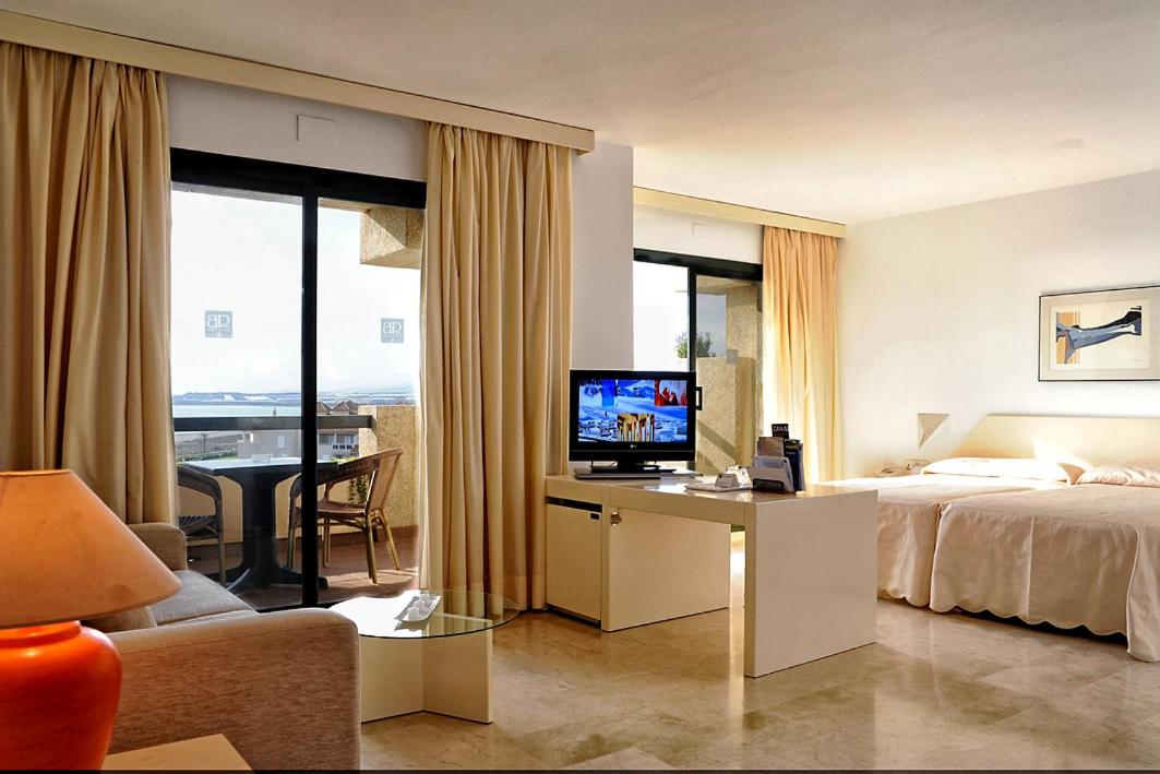 Superior Double or Twin Room (2 Adults + 3 Children) - Photo 3