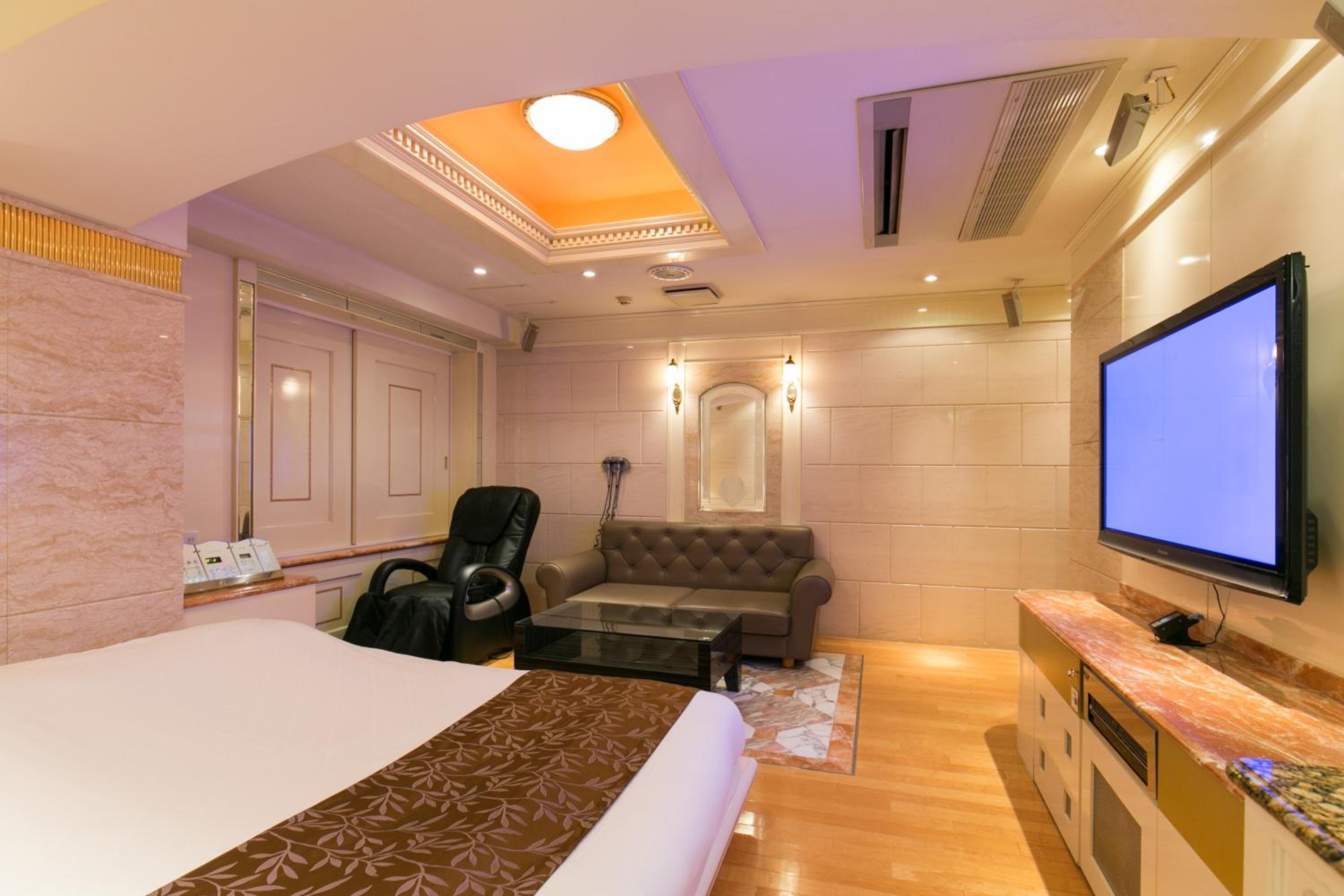 Deluxe Queen Room photo 2