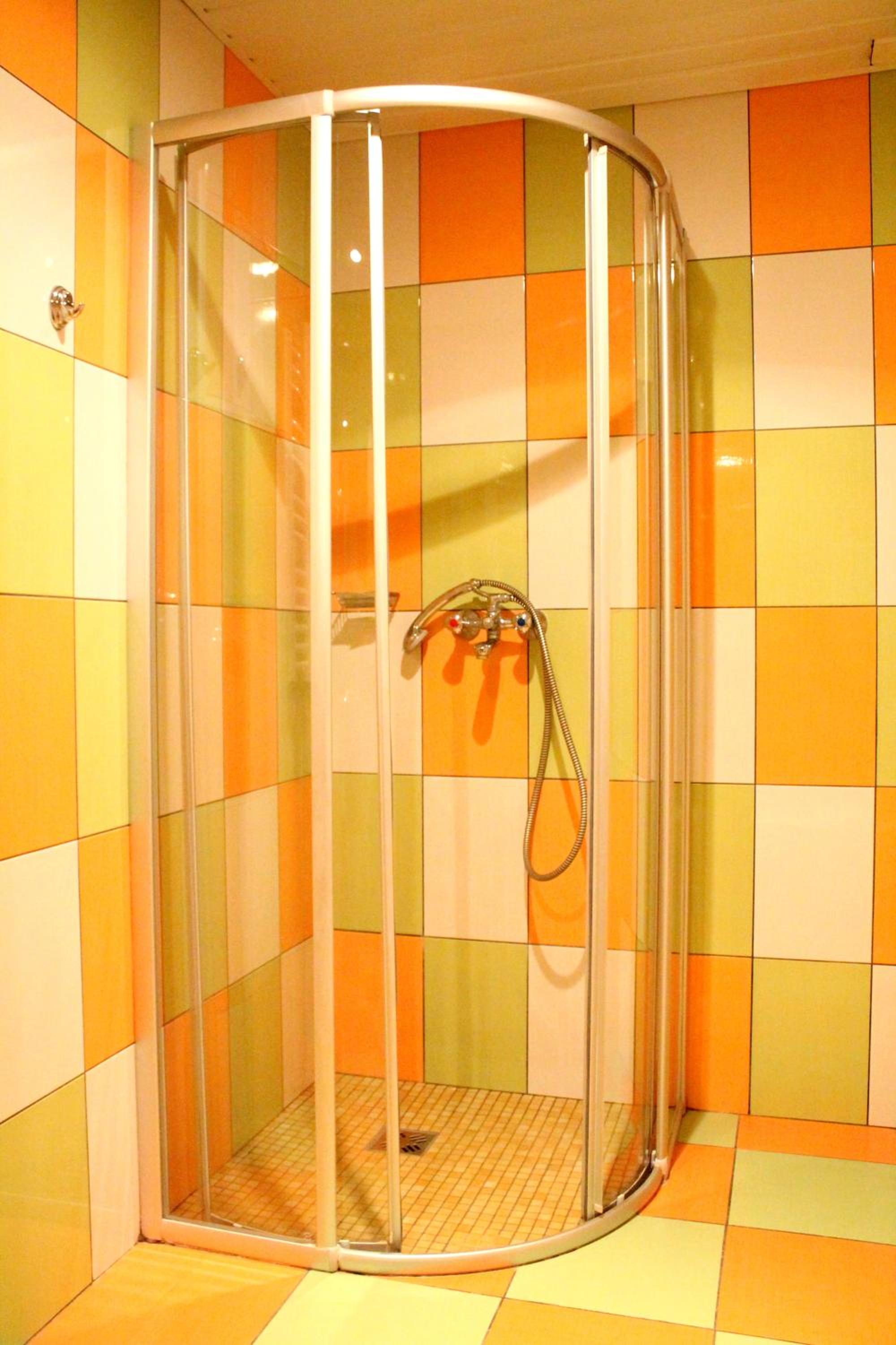 Suite - Photo 8