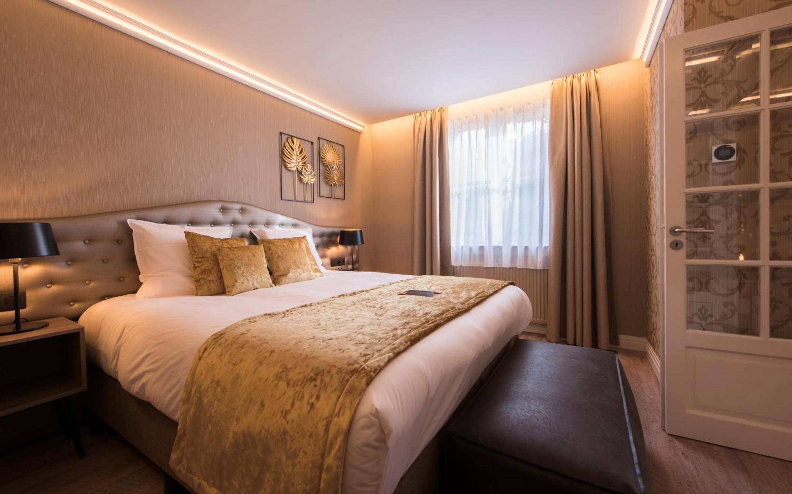 Superior Double Room - Photo 12