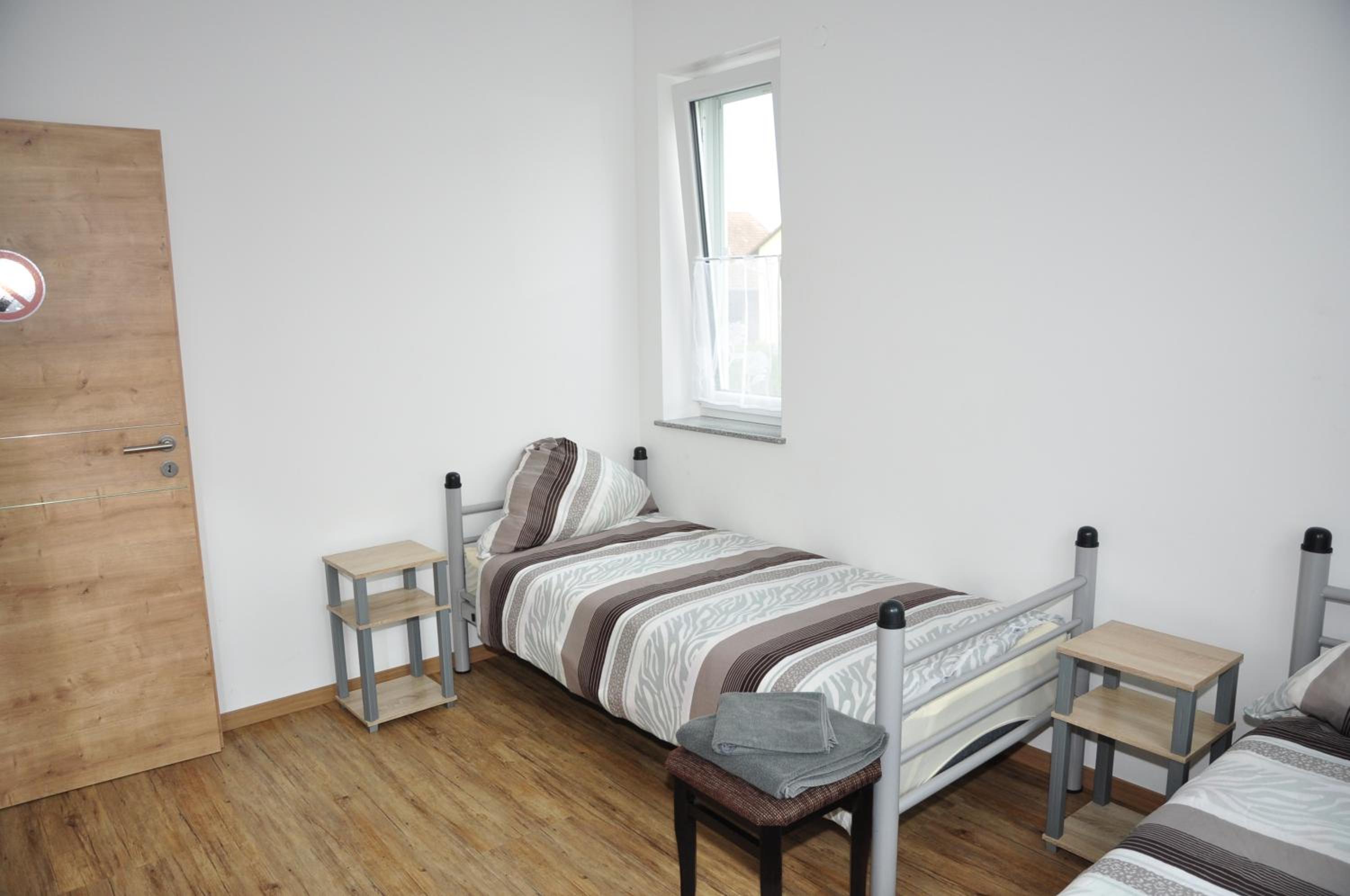 Apartment 4 photo 1