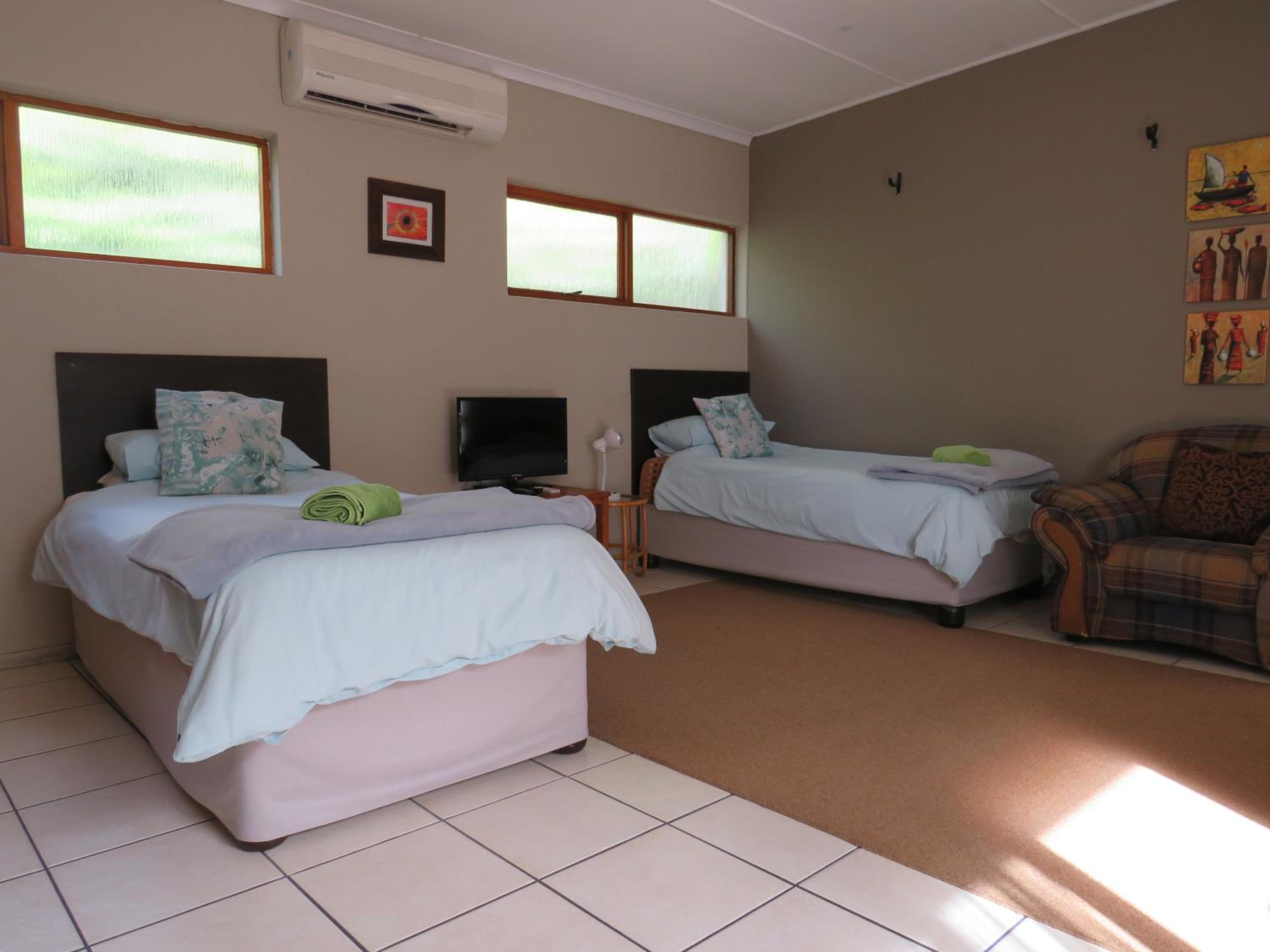 Standard Family Room photo 1