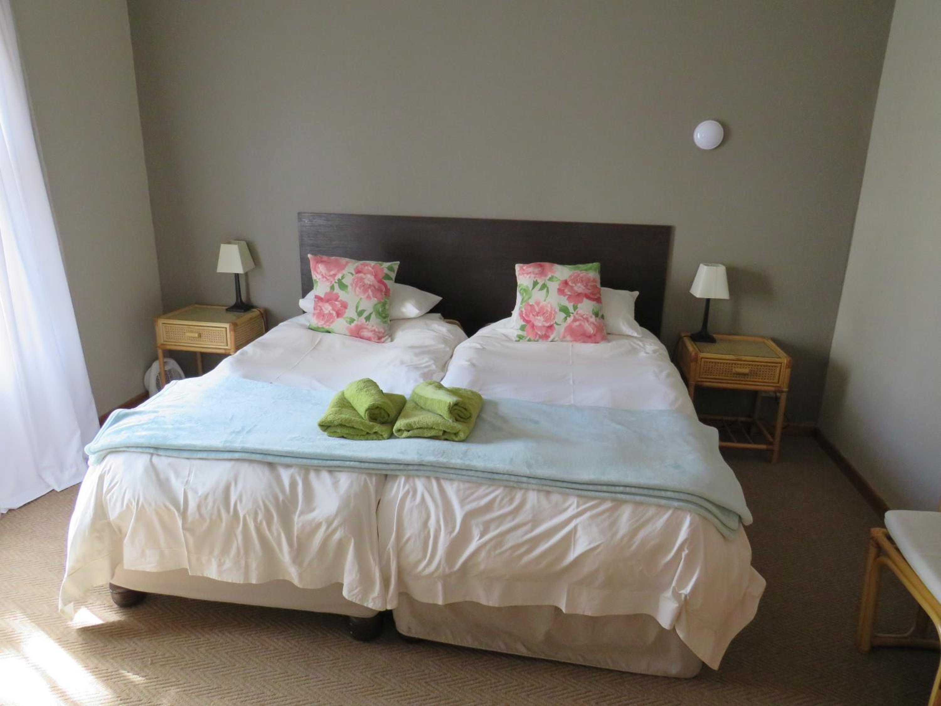 Double or Twin Room photo 2