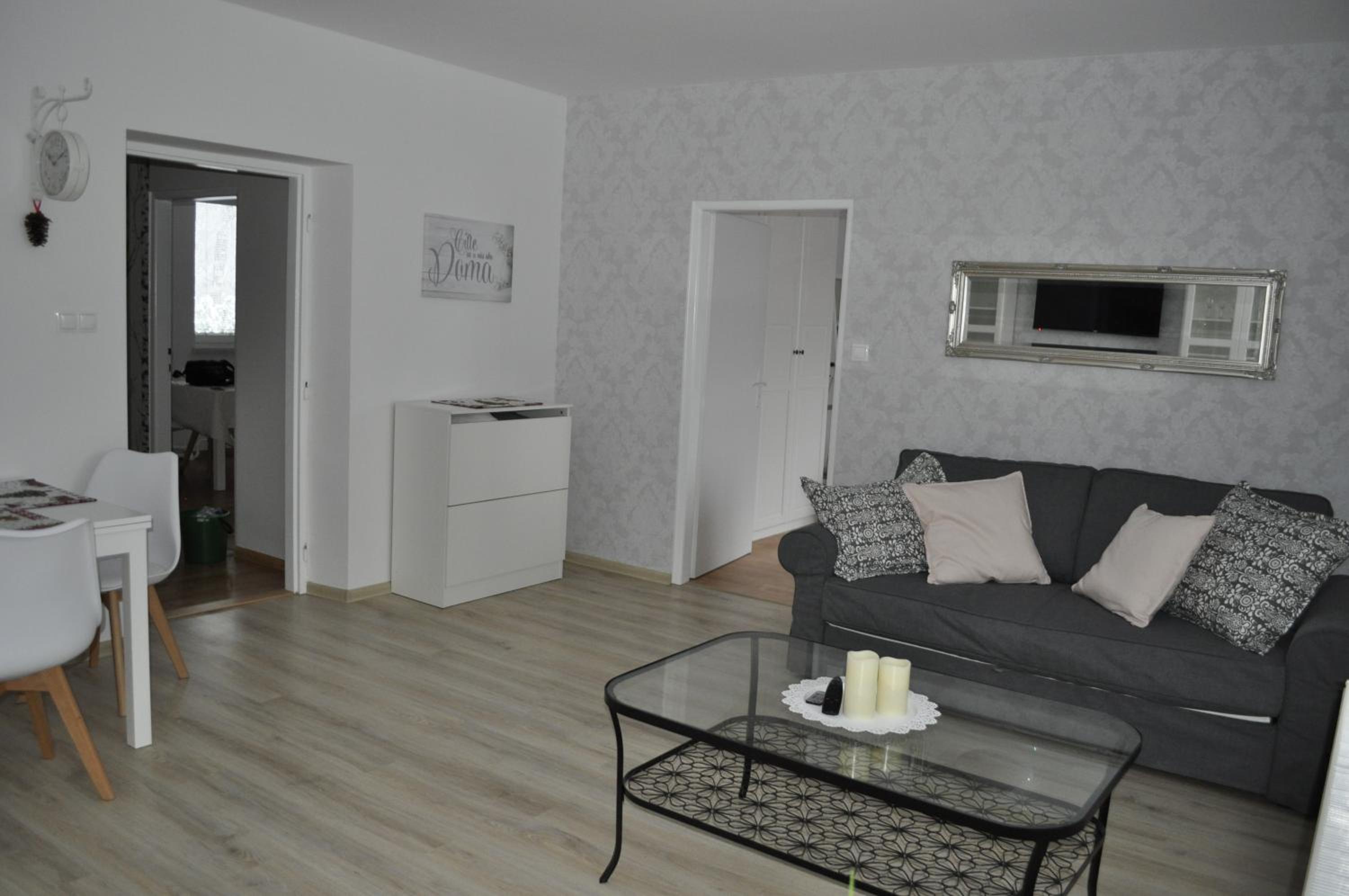 Apartment - Ground Floor photo 3