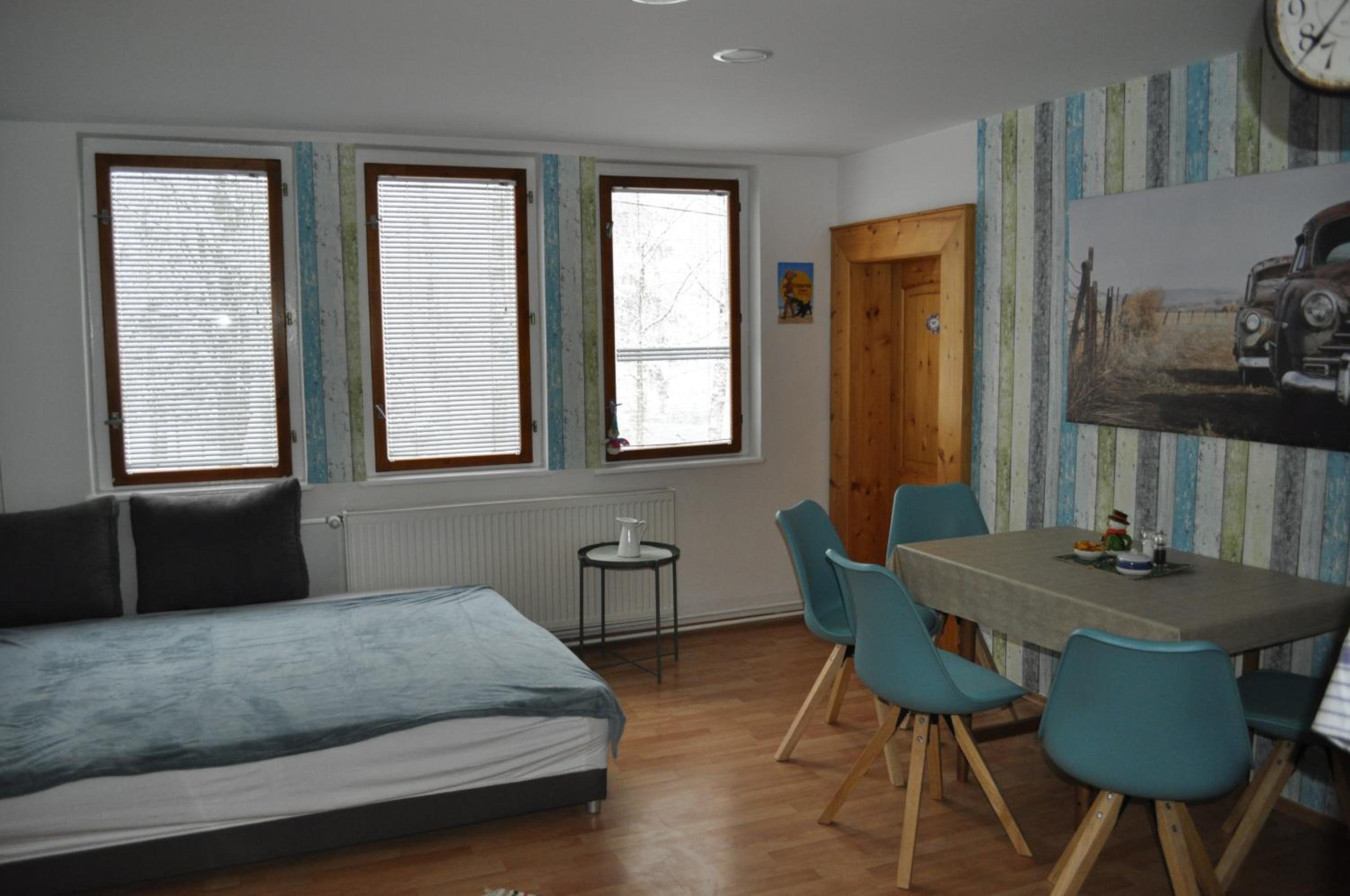 Apartment with Balcony photo 1