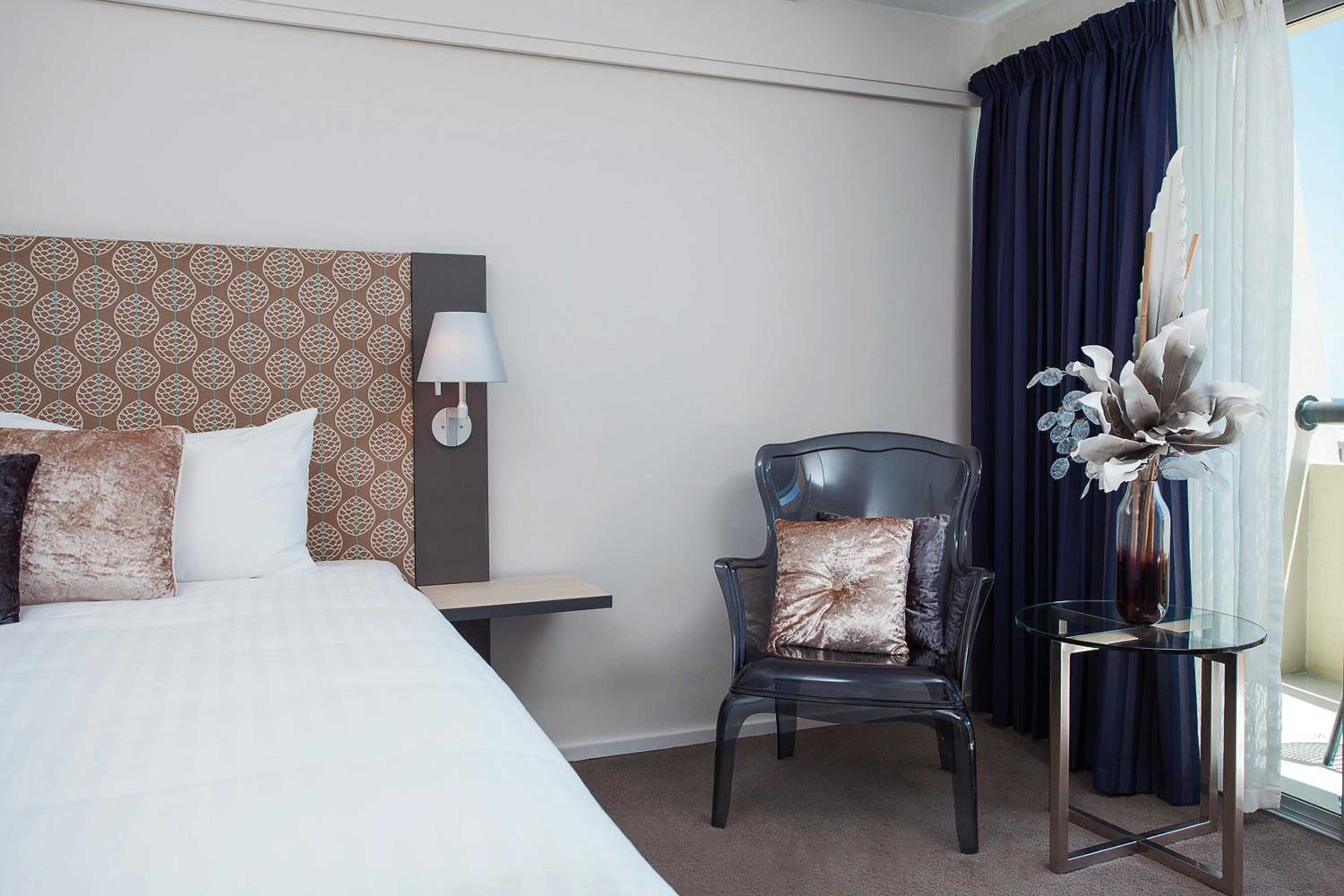 Superior King Room with Ocean View photo 3