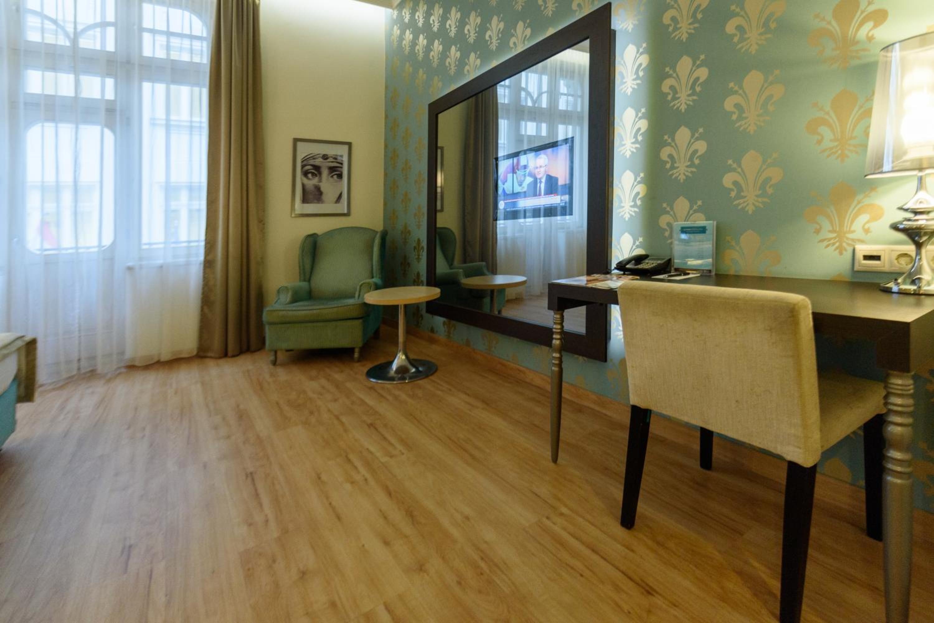 Deluxe Double Plus Room