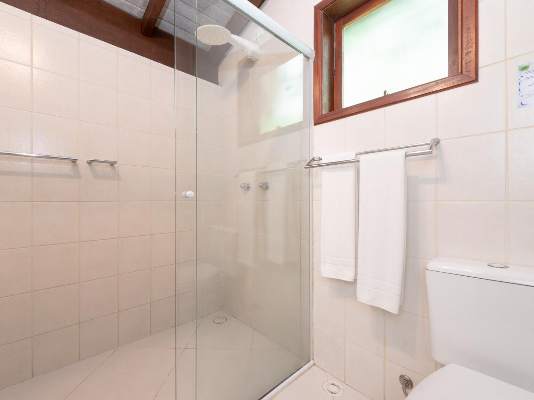 Deluxe King Suite photo 2