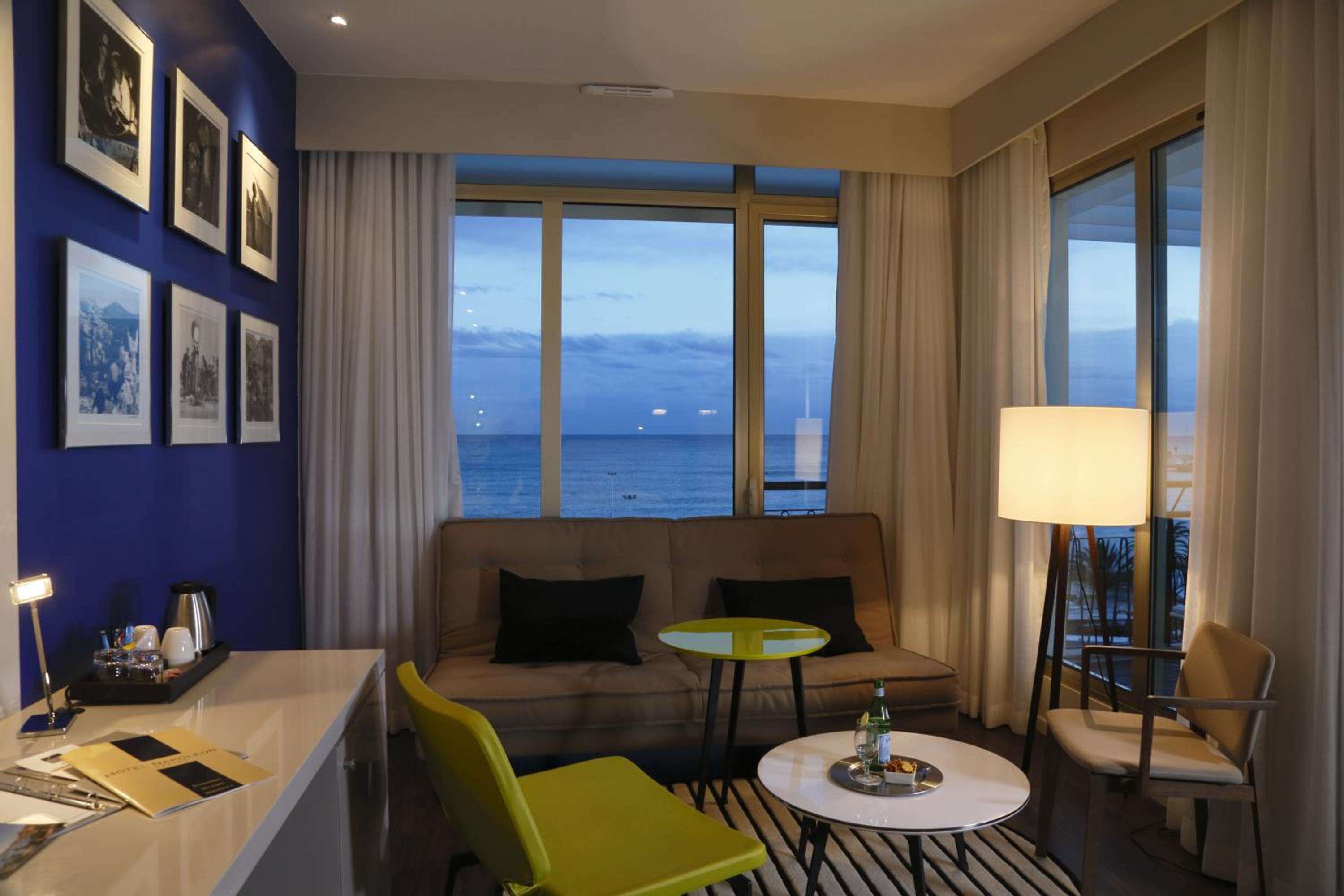 Junior Suite with Ocean View photo 1