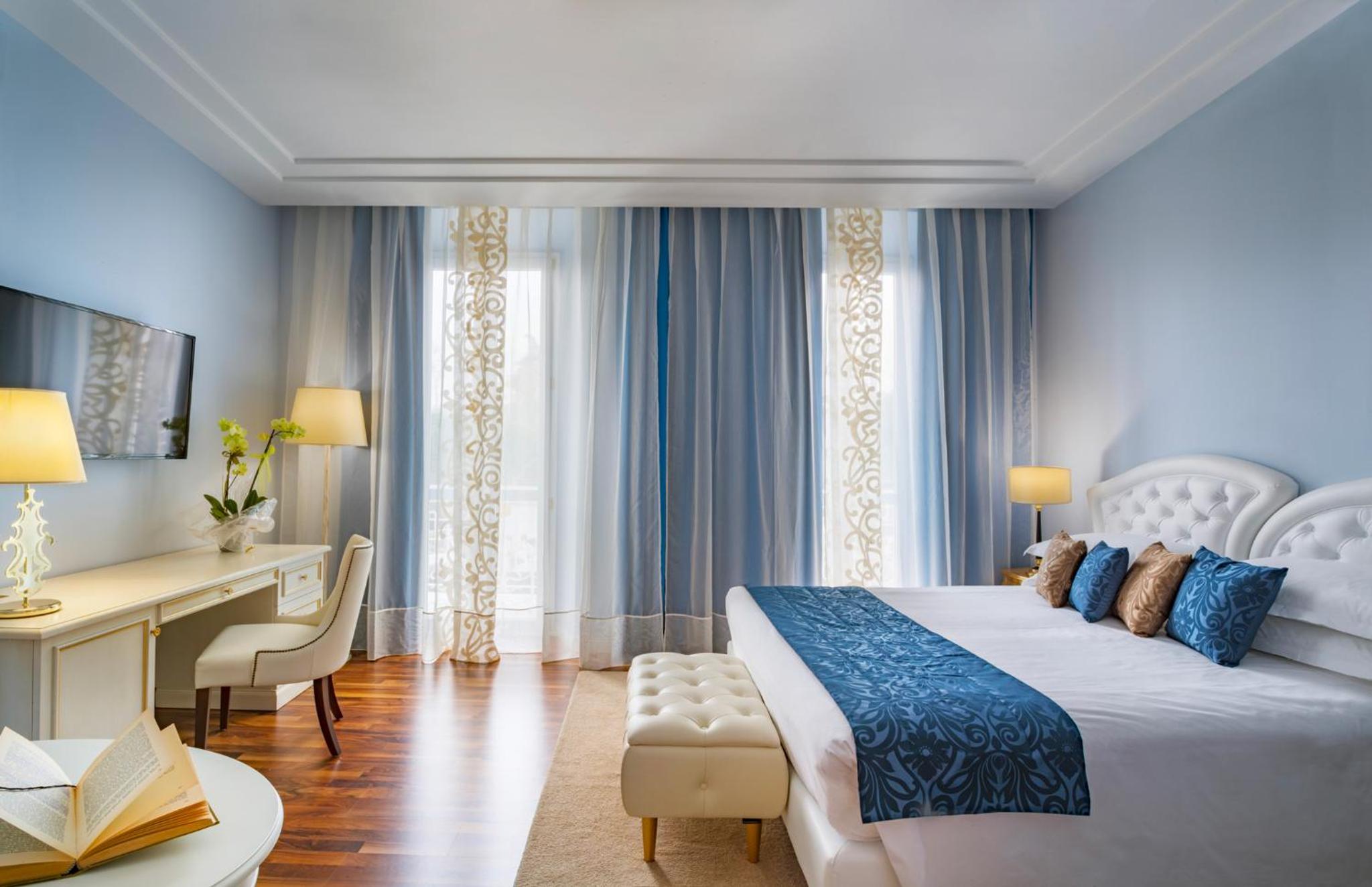 Superior Double Room with Spa Access - Photo 1