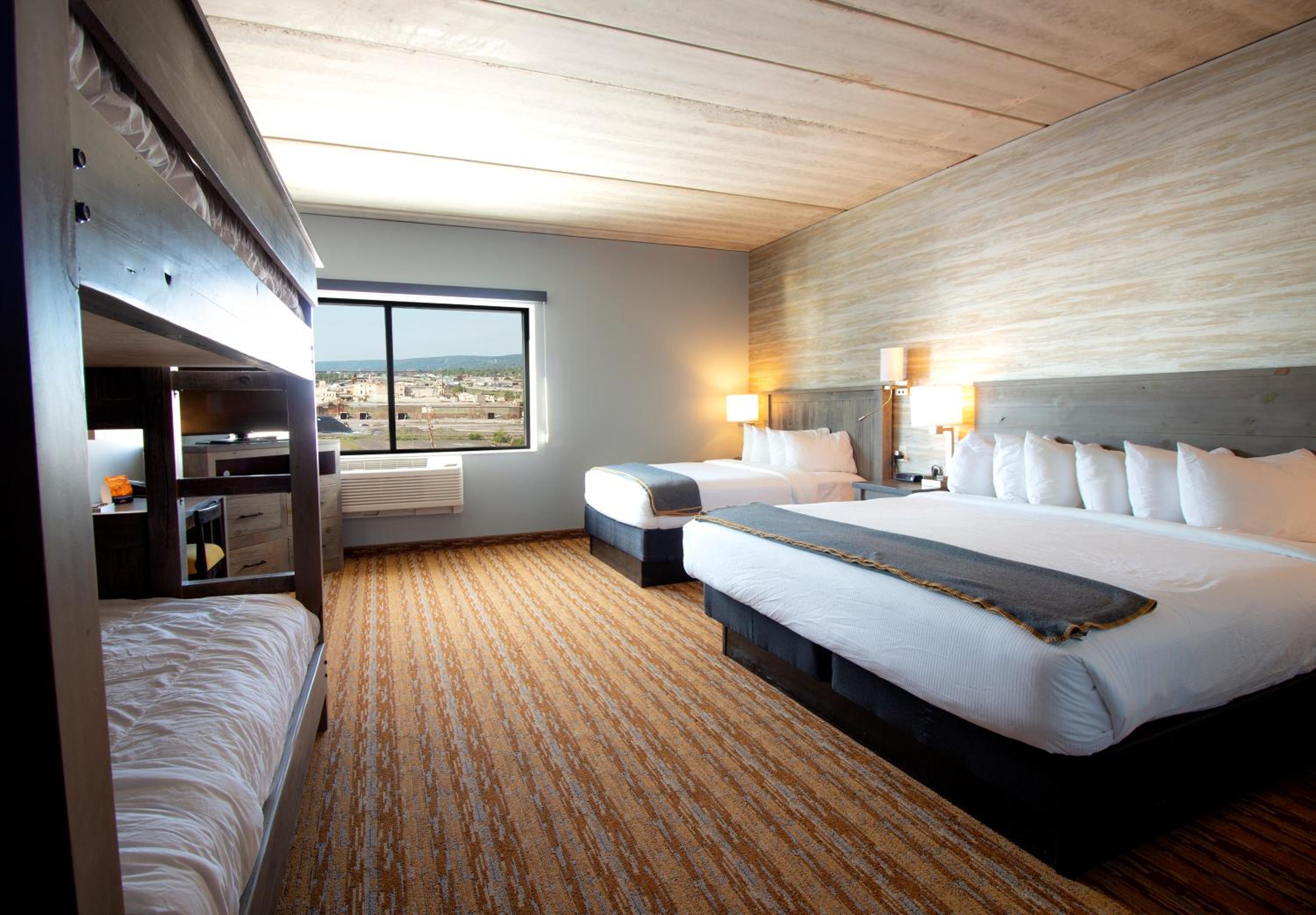 King Suite photo 3