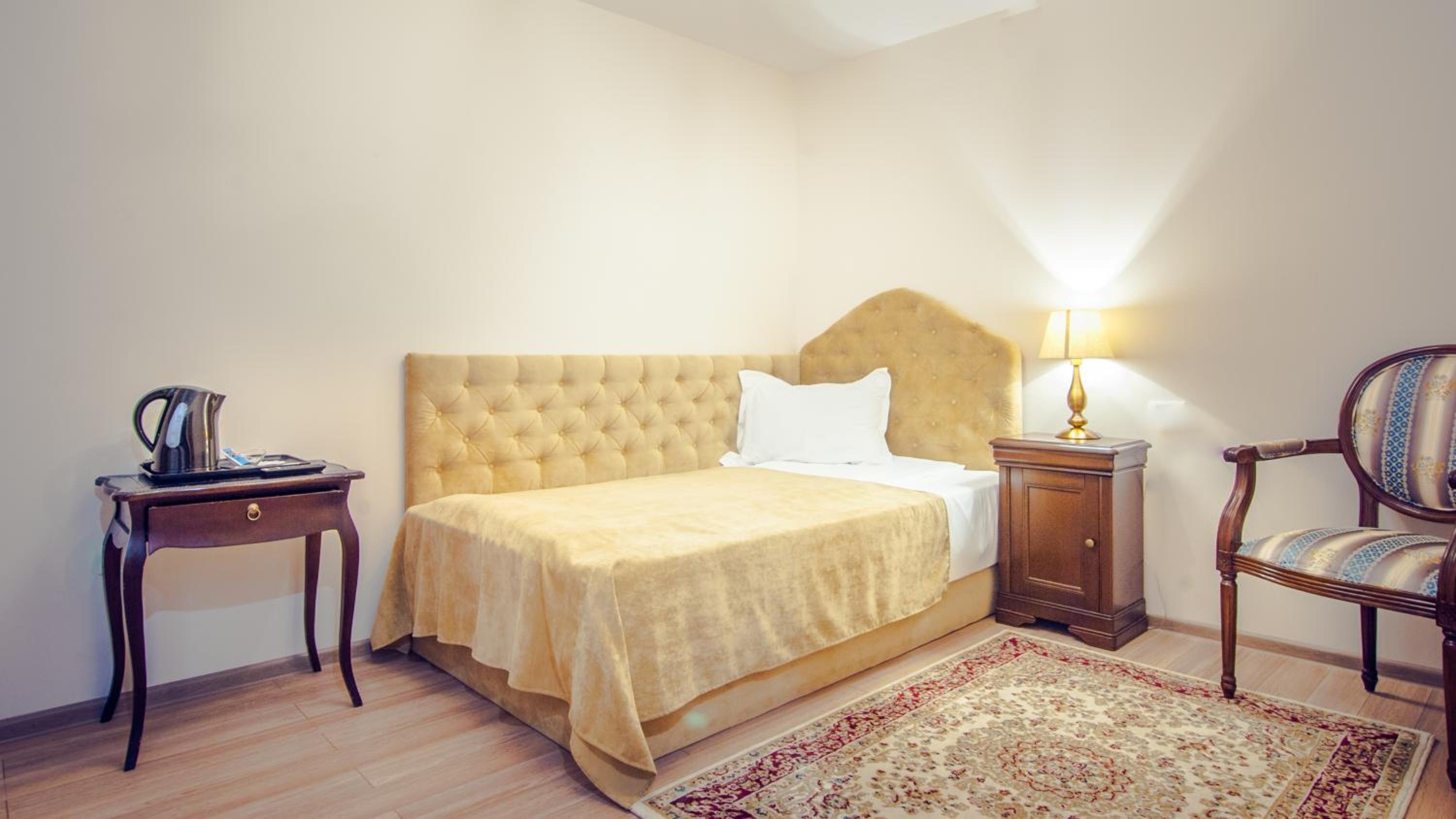Single Room photo 2
